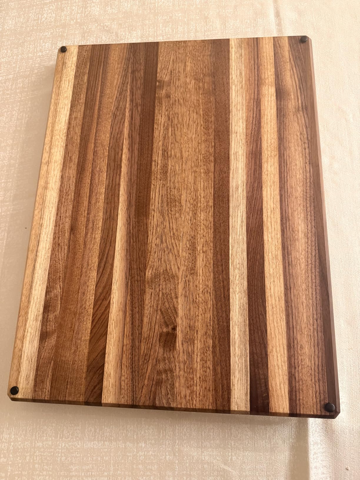 Winsome Acacia Wood Cutting Board | Acacia Edge Grain Cutting Board for Kitchen with Juice Groove & Sorting Compartment | Perfect for Charcuterie | Gift Box Included | 16x12x1.5 in customer photo 1