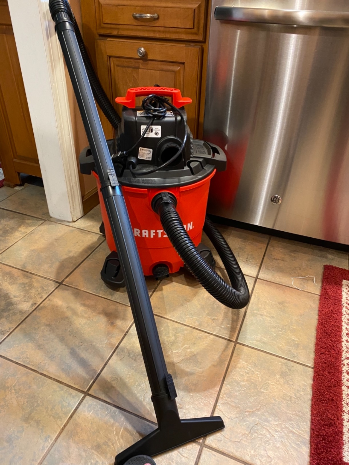 Craftsman CMXEVBE17590 9 Gallon 4.25 Peak HP Wet Dry Vac, Portable Shop Vacuum customer photo 1