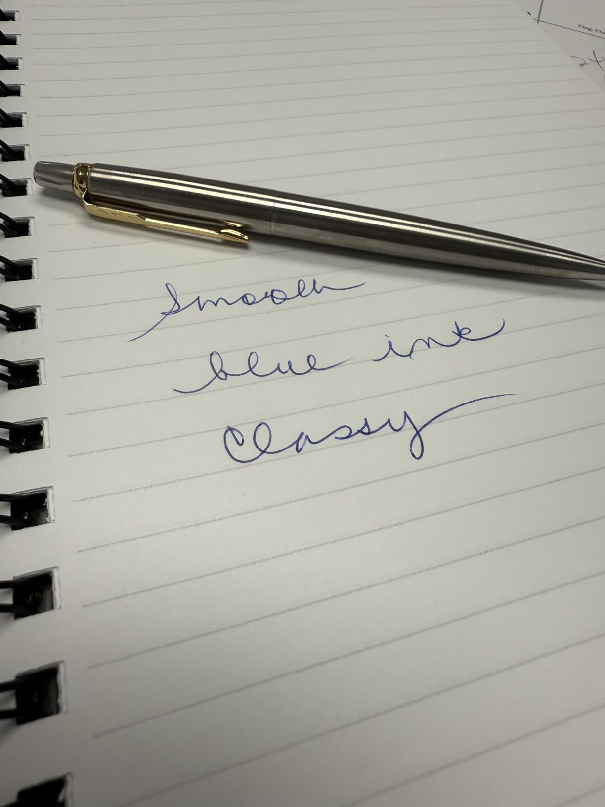 Parker Jotter Fountain Pen, Stainless Steel with Gold Trim, Medium Nib, Blue Ink & Gift Box customer photo 2