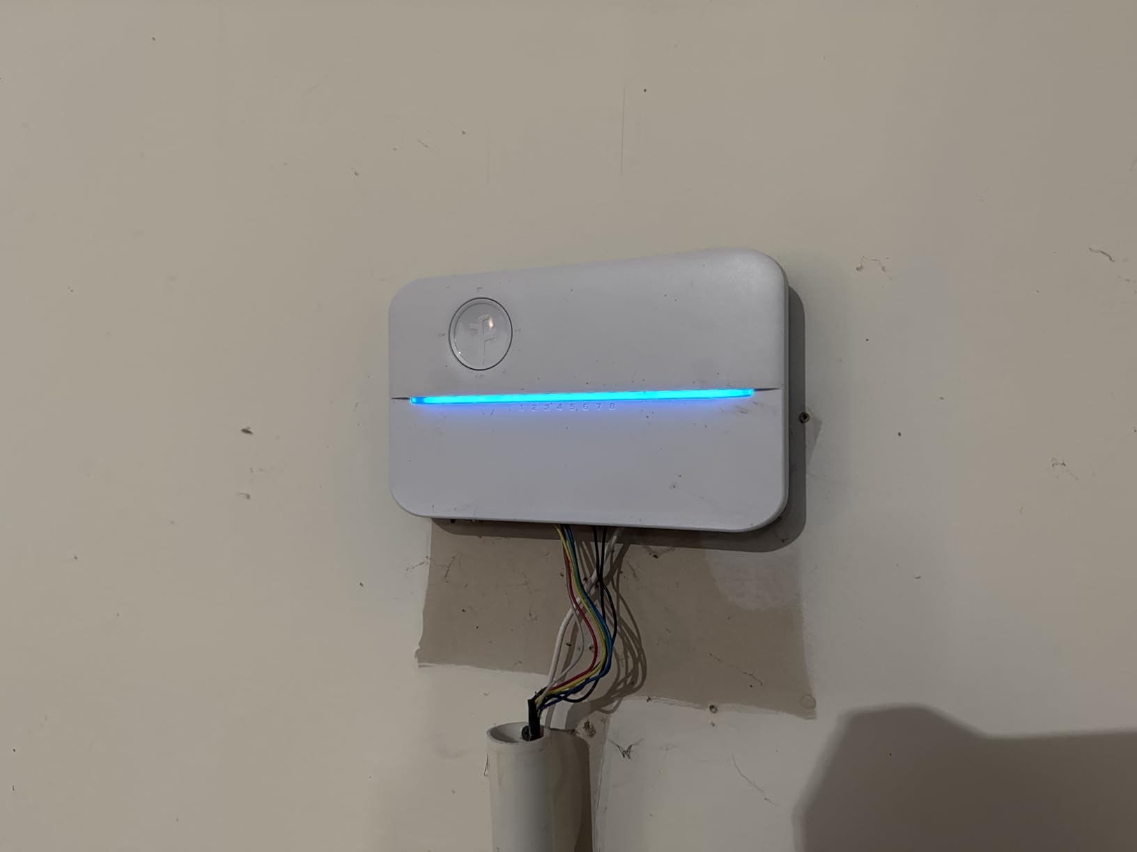 Rachio WiFi Smart Sprinkler Controller (16-Zone Irrigation Remote Control) - App-Based Scheduling, Local Weather Intelligence, Rain Skips, Easy DIY Install customer photo 1