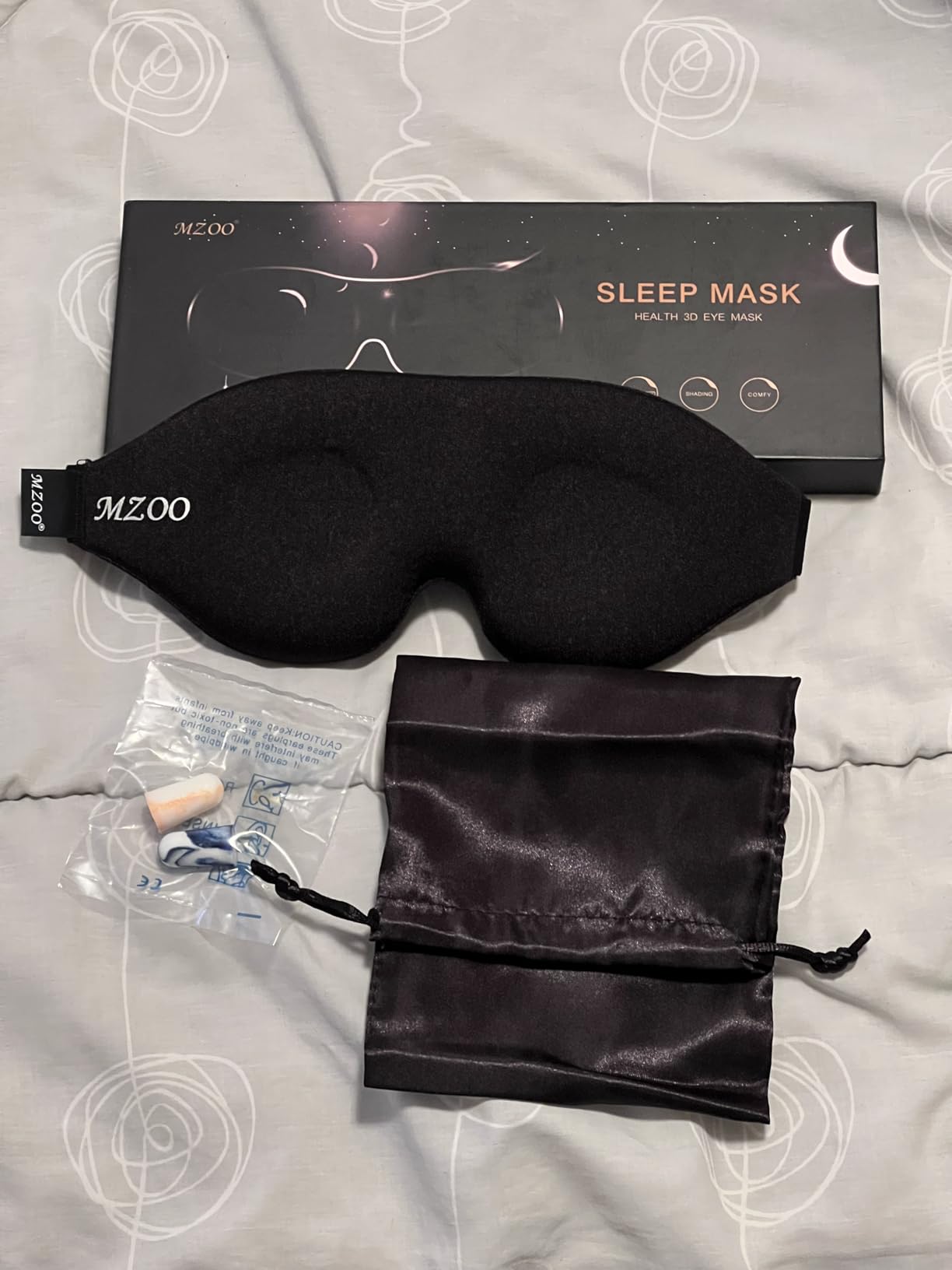 MZOO Luxury Sleep Eye Mask for Side Sleeper Men Women, Zero Eye Pressure 3D Sleeping Mask, Light Blocking Patented Design Night Blindfold, Soft Eye Shade Cover for Travel, Black customer photo 2