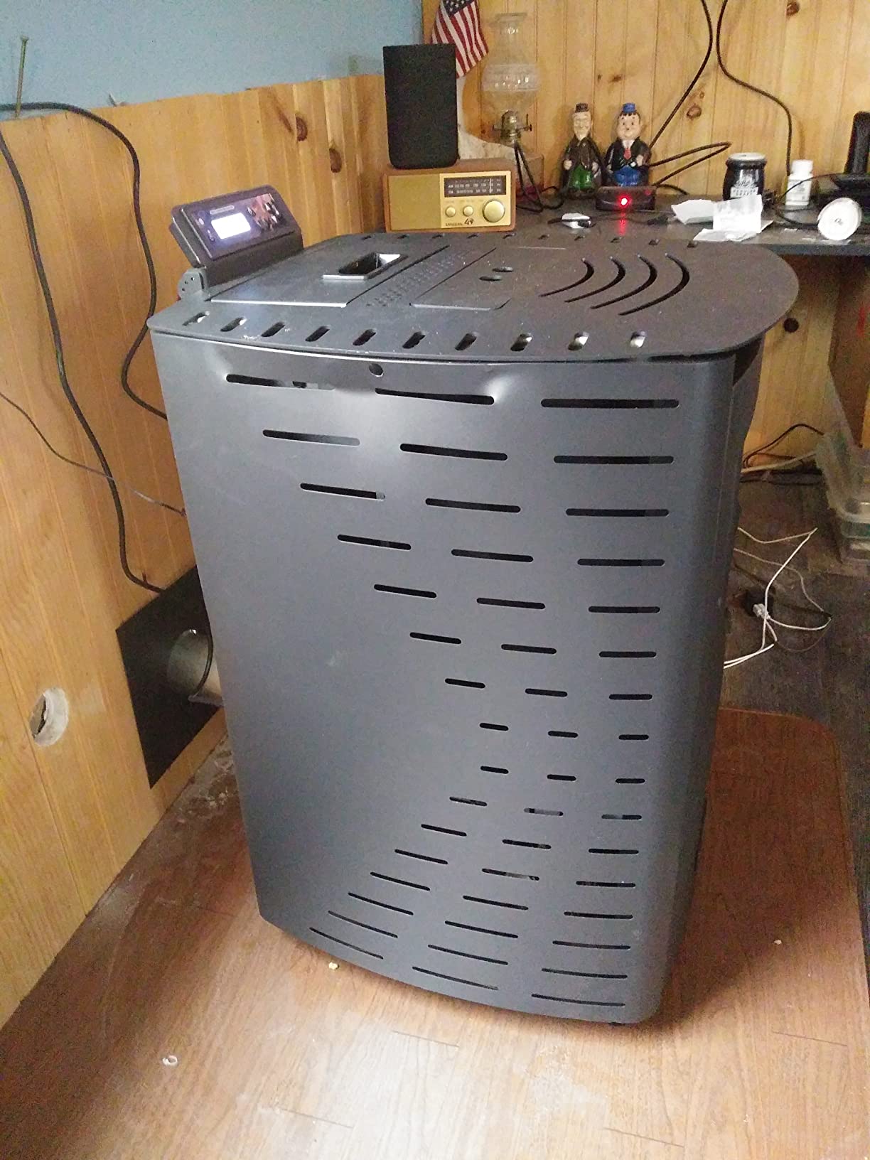 Mr. Heater Cleveland Iron Works Small Pellet Stove - 24lb Hopper customer photo 4