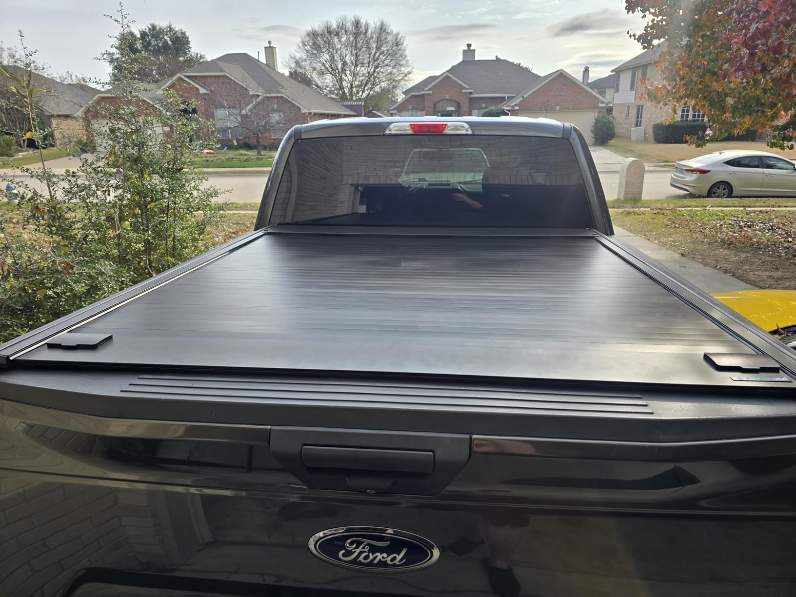 Syneticusa MB Retractable Tonneau Cover | 2004-2026 Ford F-150 5.5ft Short Bed (67