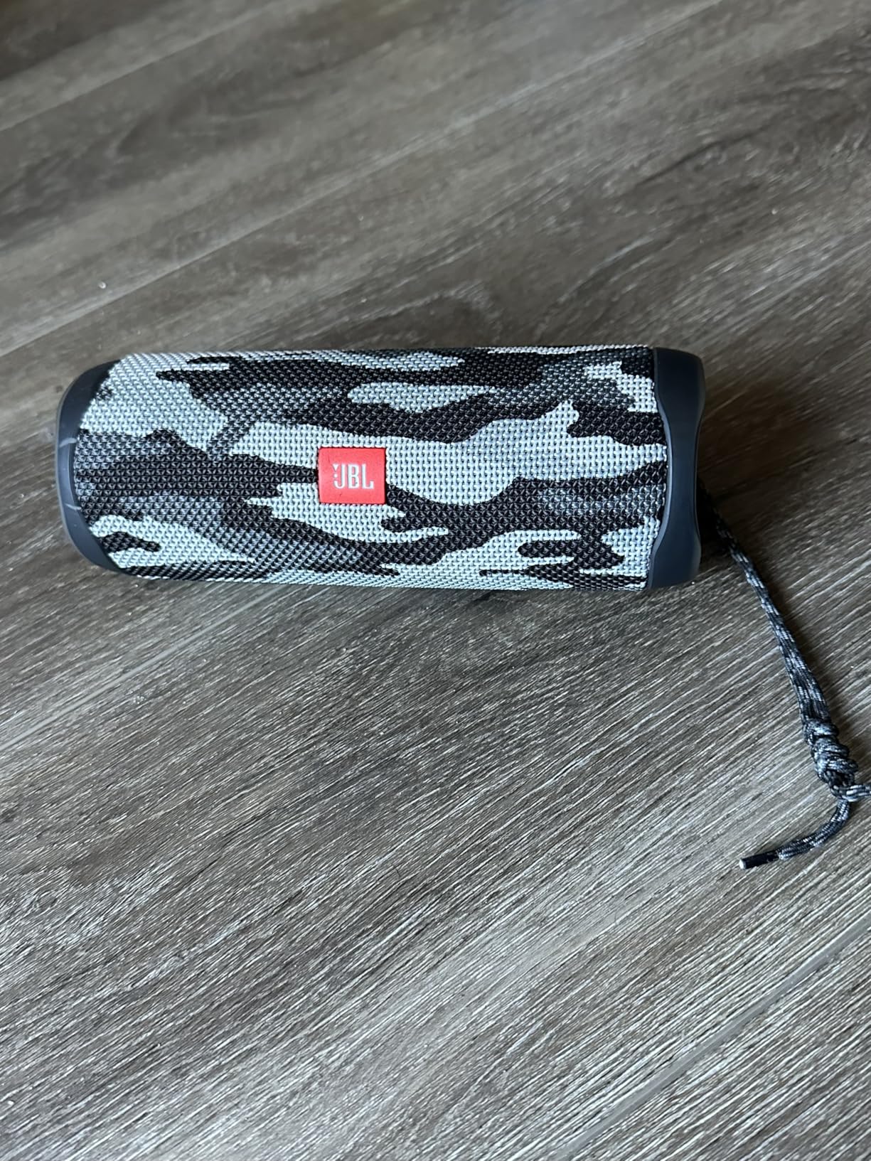 JBL FLIP 5, Waterproof Portable Bluetooth Speaker, Black, Small customer photo 2