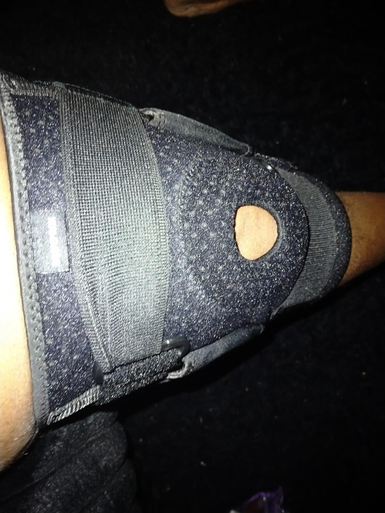 Bodyprox Hinged Knee Brace for Men and Women, Knee Support for Swollen ACL, Tendon, Ligament and Meniscus Injuries customer photo 1