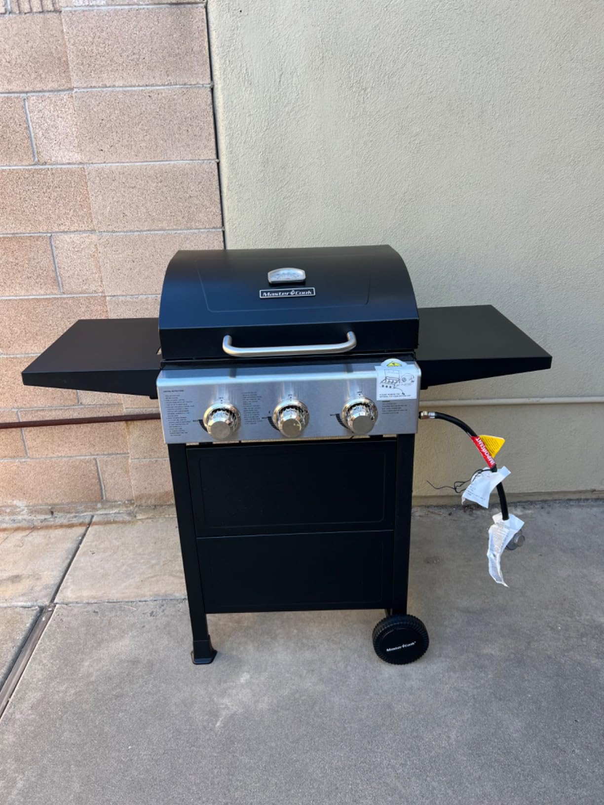MASTER COOK 3 Burner BBQ Propane Gas Grill, 472 Sq. In. Cooking Area, 30,000 BTU Stainless Steel Barbecue Grill with Two Foldable Shelves customer photo 2