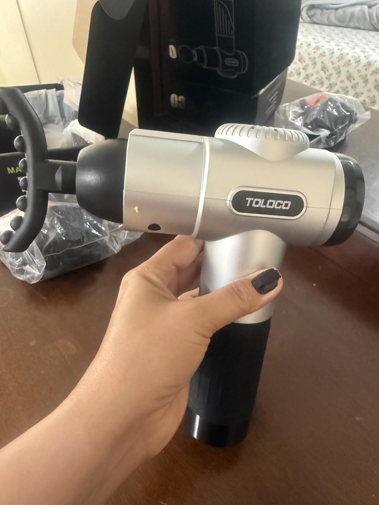 TOLOCO Massage Gun, Deep Tissue Back Massage for Athletes for Pain Relief, Percussion Massager with 10 Massages Heads & Silent Brushless Motor, Mothers Day Gifts, Black customer photo 2