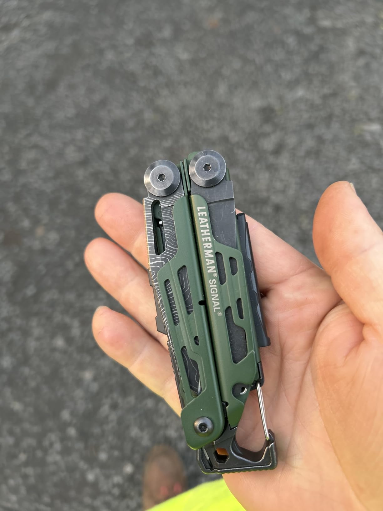 LEATHERMAN, Signal, 19-in-1 Multi-tool for Outdoors, Camping, Hiking, Fishing, Survival, Durable & Lightweight EDC, Made in the USA, Topographical Print customer photo 1