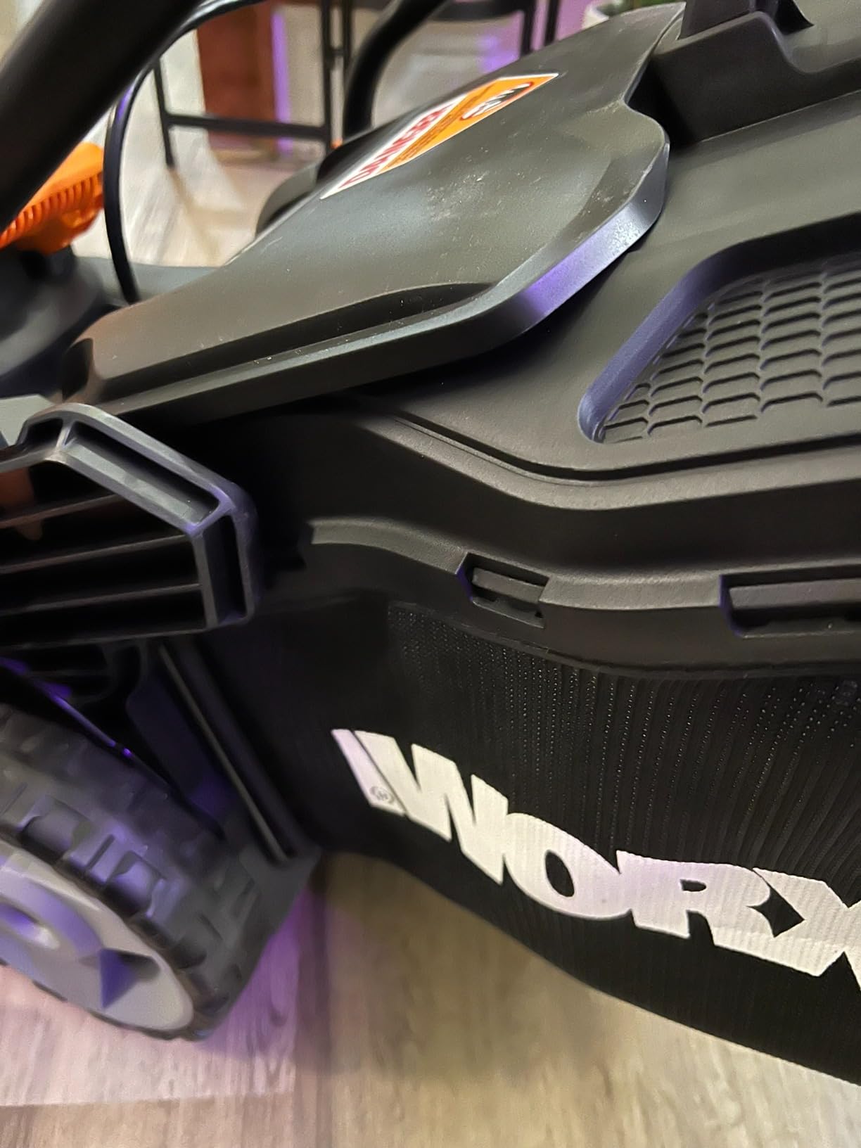 WORX 17