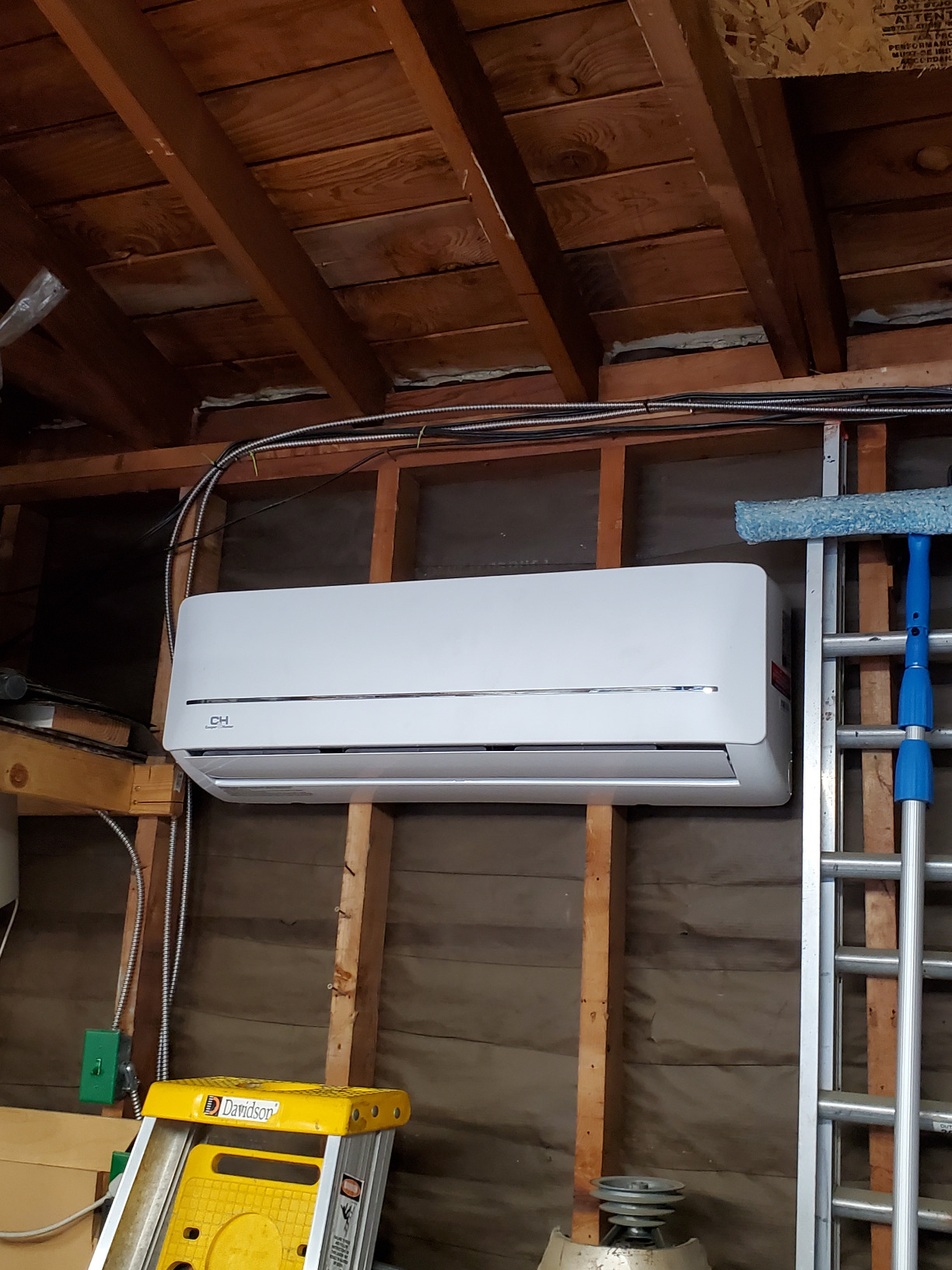 Cooper & Hunter 18,000 BTU 230V Wall Mount Ductless Mini Split Air Conditioner & Heat Pump - 19.2 SEER2 Inverter System - Includes 16FT Installation Kit & Smart Kit - Pre-Charged customer photo 2