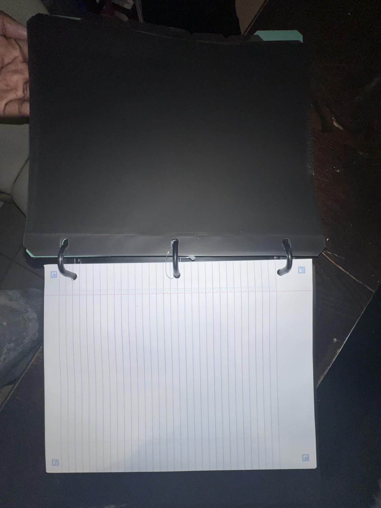 Five Star Flex Refillable Notebook + Study App, College Ruled Paper and 1 Inch TechLock Ring Binder with Pockets, Tabs and Dividers, 200 Sheet Capacity, Black customer photo 1