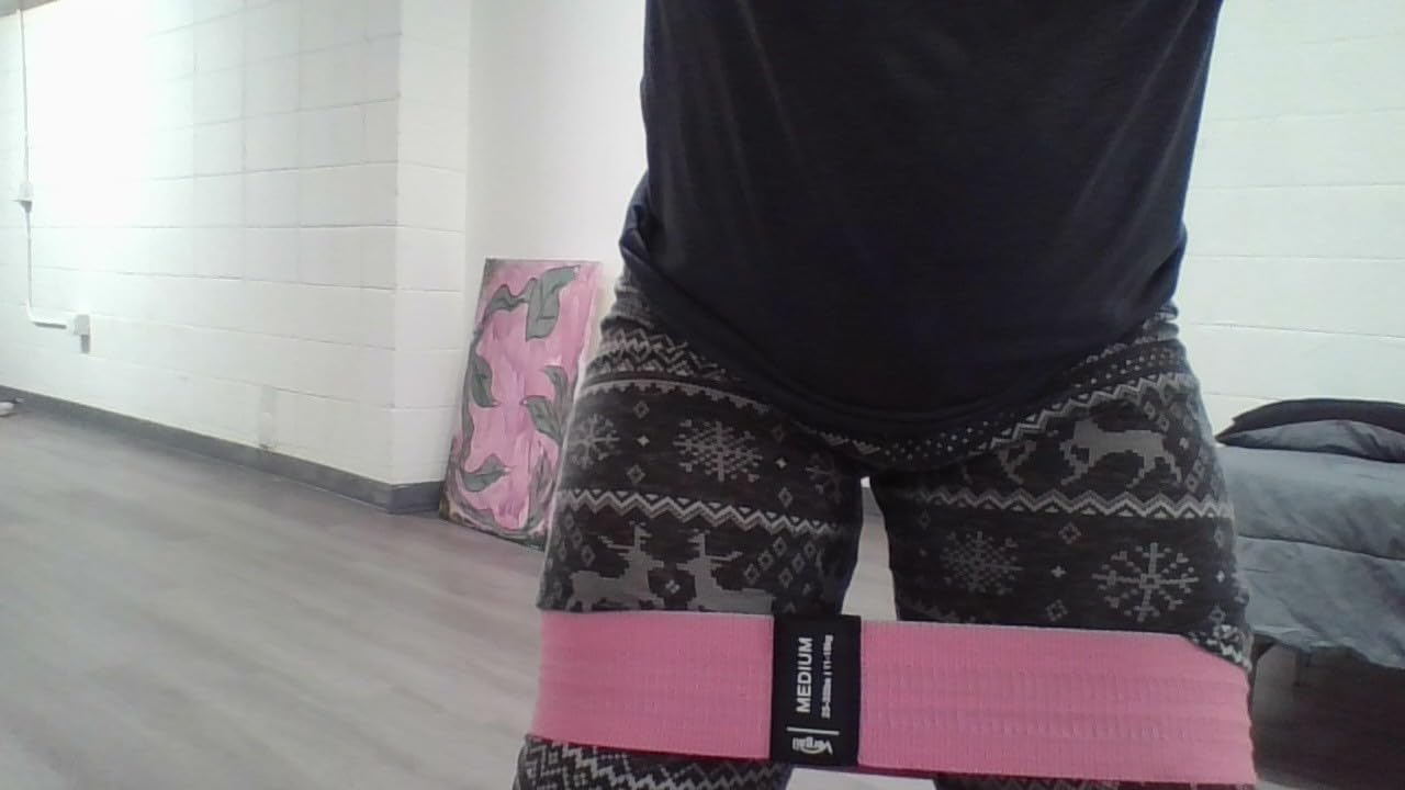 Resistance Bands for Working Out with Workout Bands Guide. 4 Booty Bands for Women Men Fabric Elastic Bands for Exercise Bands Resistance Bands for Legs Bands for Working Out Hip Thigh Glute Bands Set customer photo 2