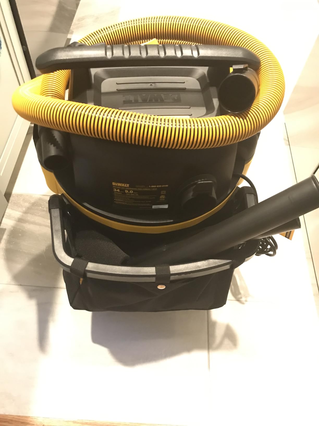 DEWALT 9 Gallon Wet/Dry VAC, Heavy-Duty Shop Vacuum with Attachments, 5 Peak HP, with Blower Function customer photo 2