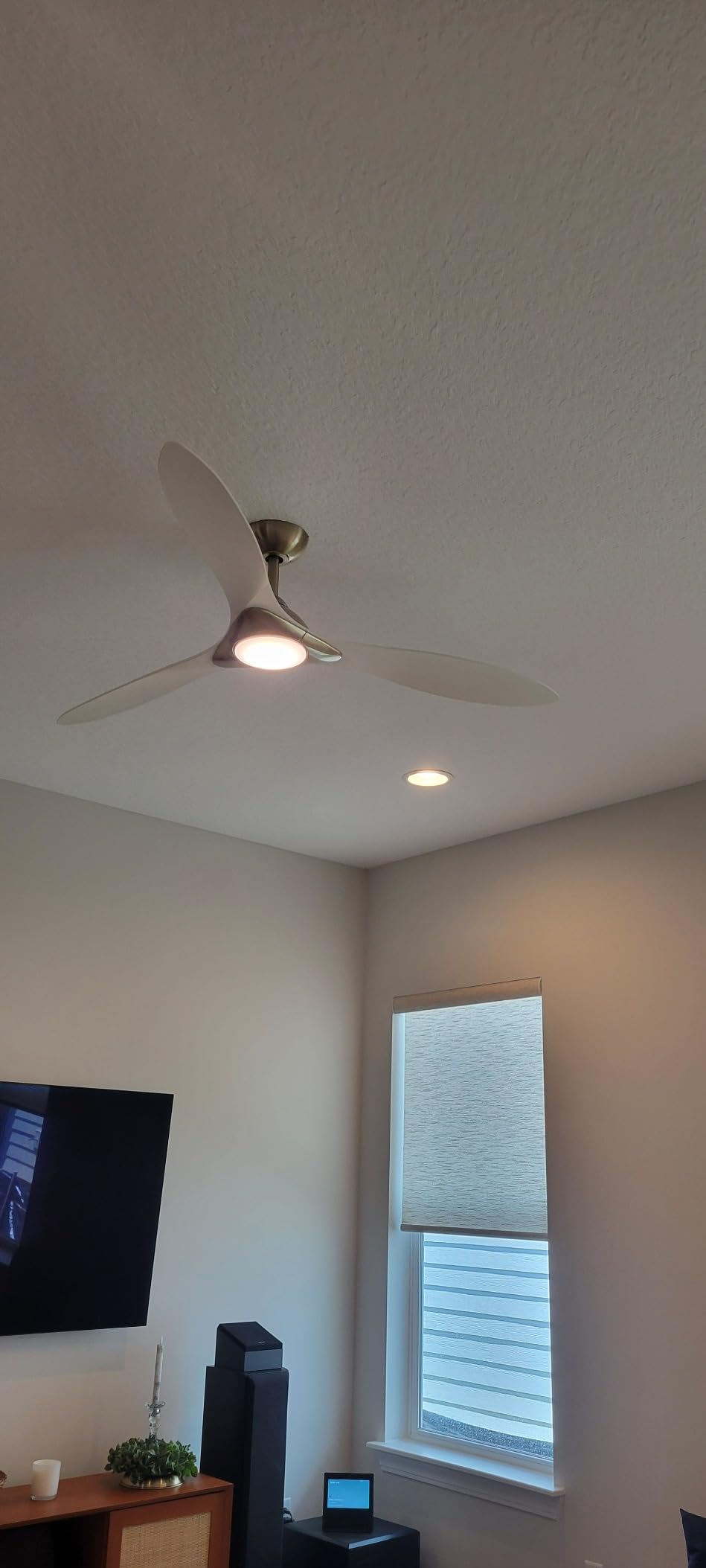 Minka Aire F868L-SBR/WHF Sleek 60 Inch Smart Ceiling Fan with DC Motor and LED Light in Soft Brass/Flat White Finish customer photo 1