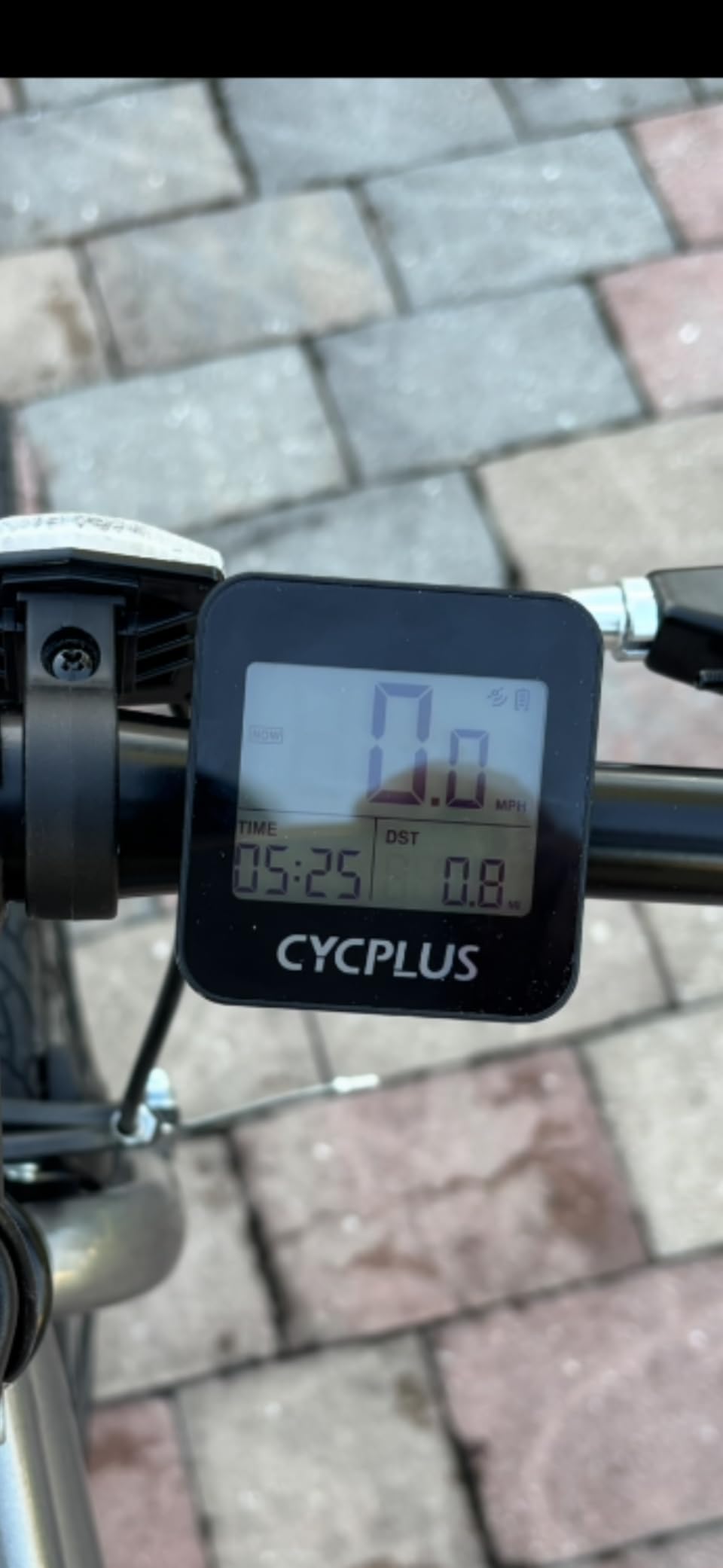 CYCPLUS GPS Bike Computer, Wireless Cycling Computer with Automatic Backlight, Bicycle Speedometer Odometer with Waterproof and Lager Battery, Provide Professional Data Analysis customer photo 2