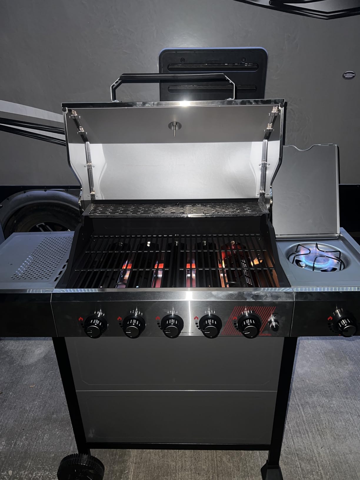 Royal Gourmet GA5401T 5-Burner BBQ Liquid Propane Gas Grill with Side Burner, Stainless Steel 61,000 BTU Output customer photo 1