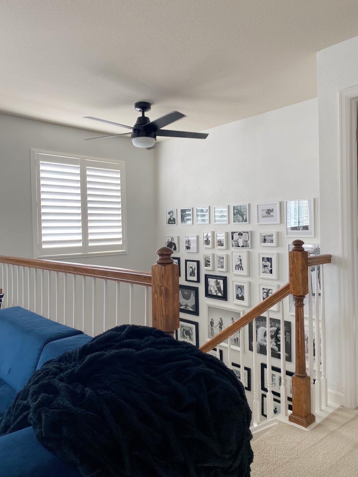 Hunter 52 inch Indoor Ceiling Fan with LED Light and Remote Control - Black Modern Smart Ceiling Fan, Standard Mount, 5 Blades, For Bedroom, Living Room, or Kitchen, Quiet - Aerodyne 51314, Matte Black customer photo 2