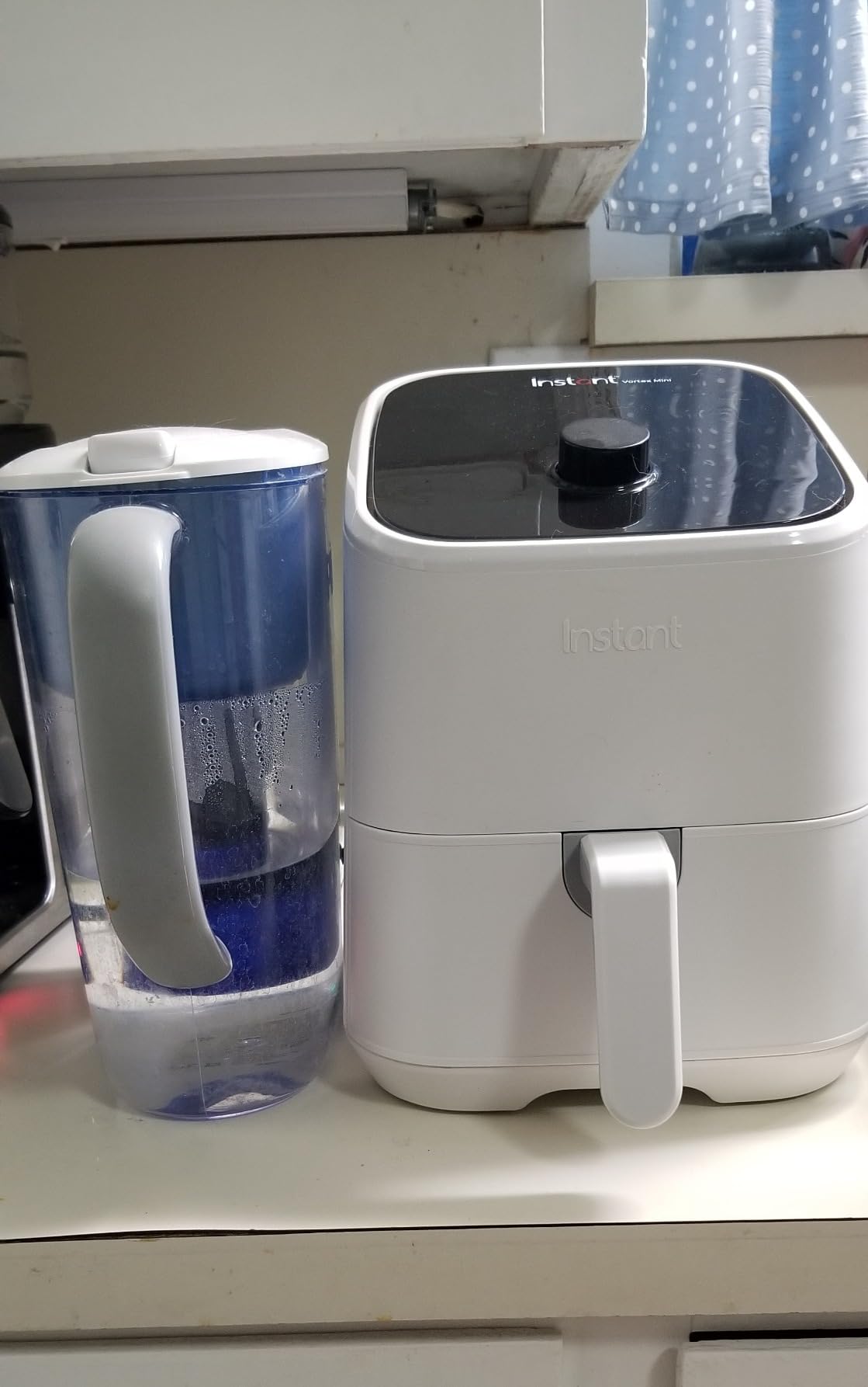 Instant Pot Vortex 2QT Mini Air Fryer - Crisps, Reheats, Bakes, Roasts - 100+ In-App Recipes customer photo 2