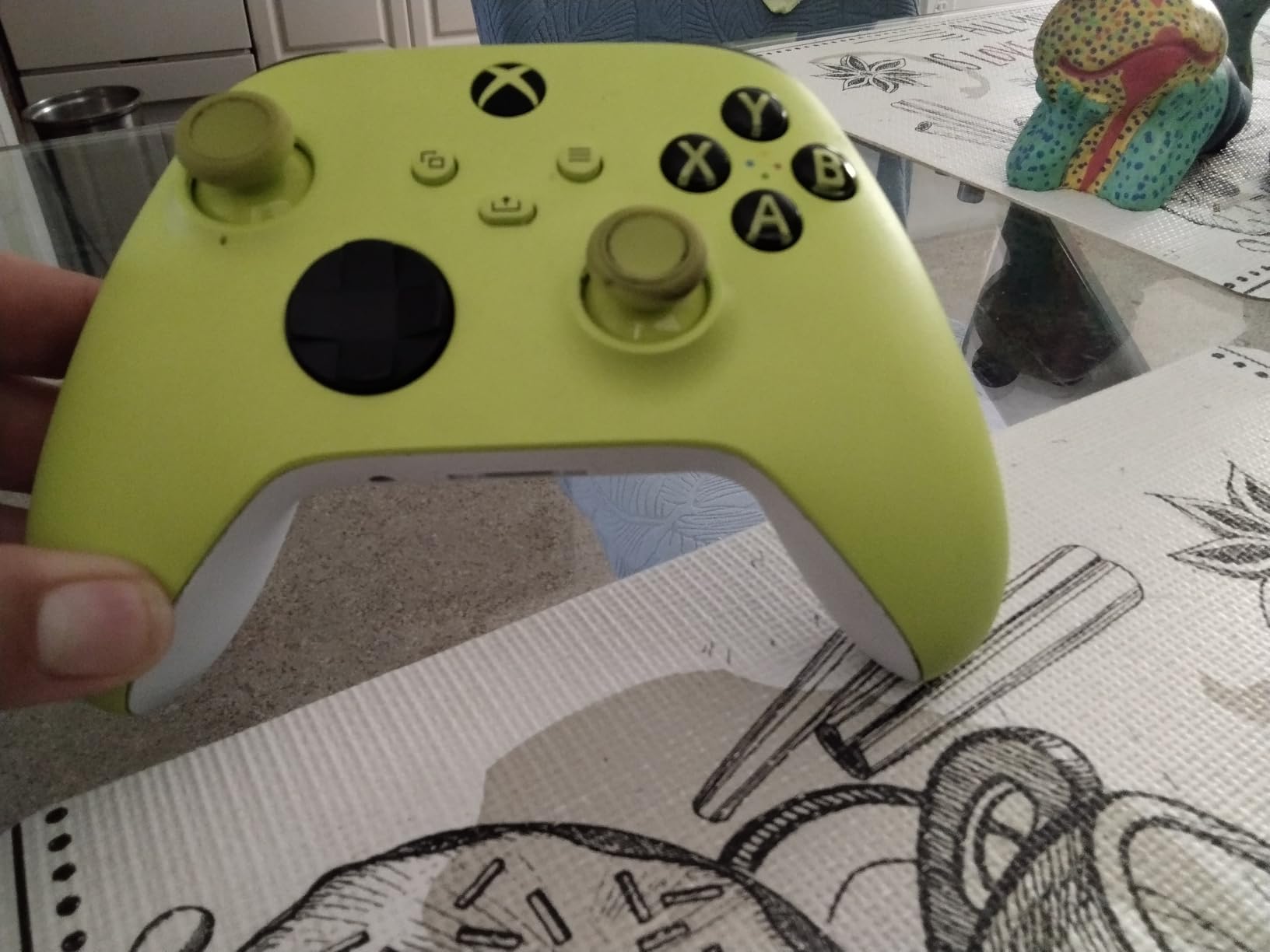 Xbox Wireless Gaming Controller | Electric Volt | Console, PC, & Android | Textured Grip | Wireless, Bluetooth, USB-C Connectivity customer photo 2
