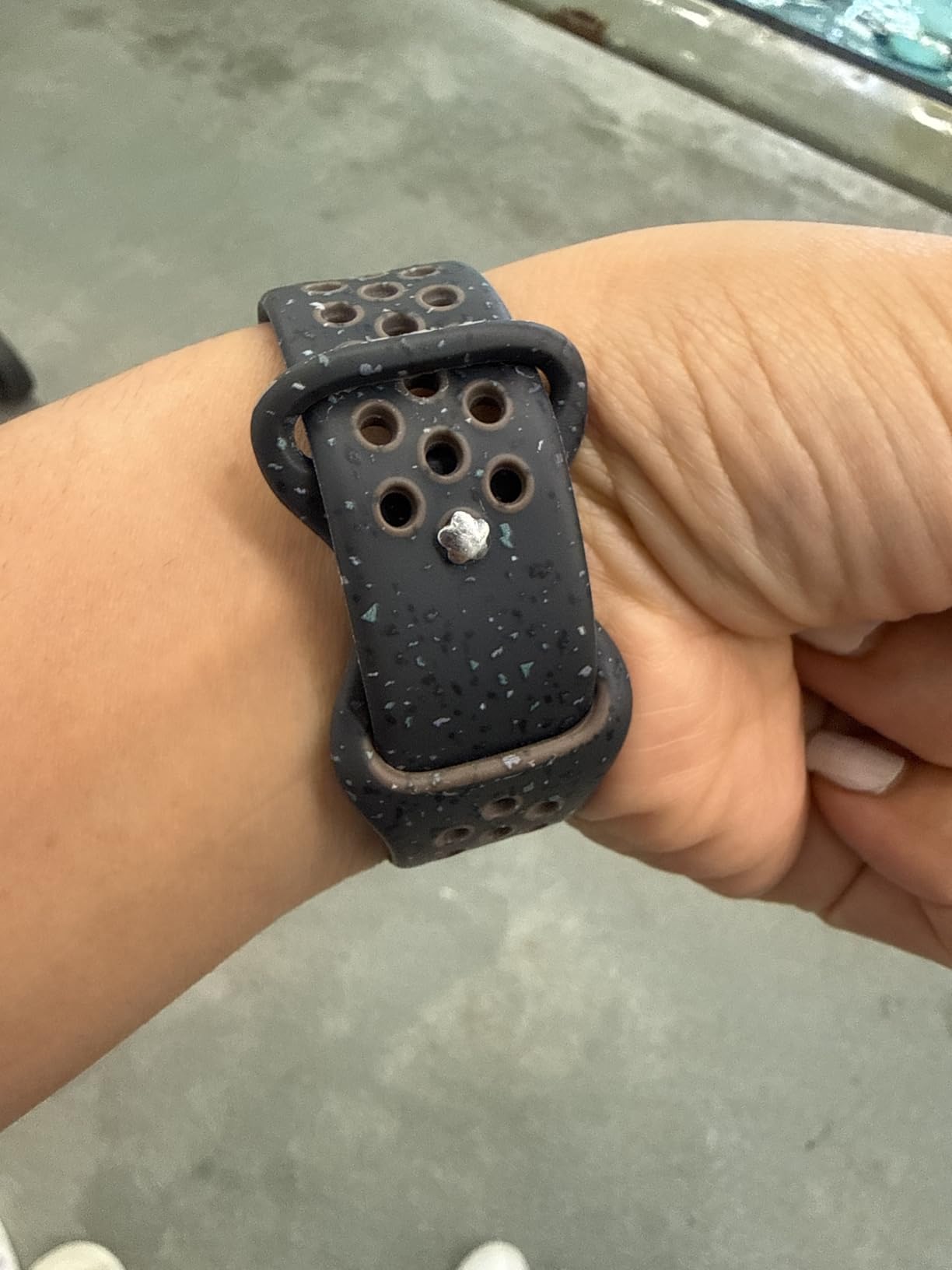 Lerobo Sport Band for Apple Watch Band 44mm Series 11 46mm Series 9 45mm 42mm 49mm Ultra 2 3 for iWatch SE 3 2 Series 10 9 8 7 6 5 4 3 2 1 Women Men Silicone Sport Breathable Wristband with Air Holes customer photo 2