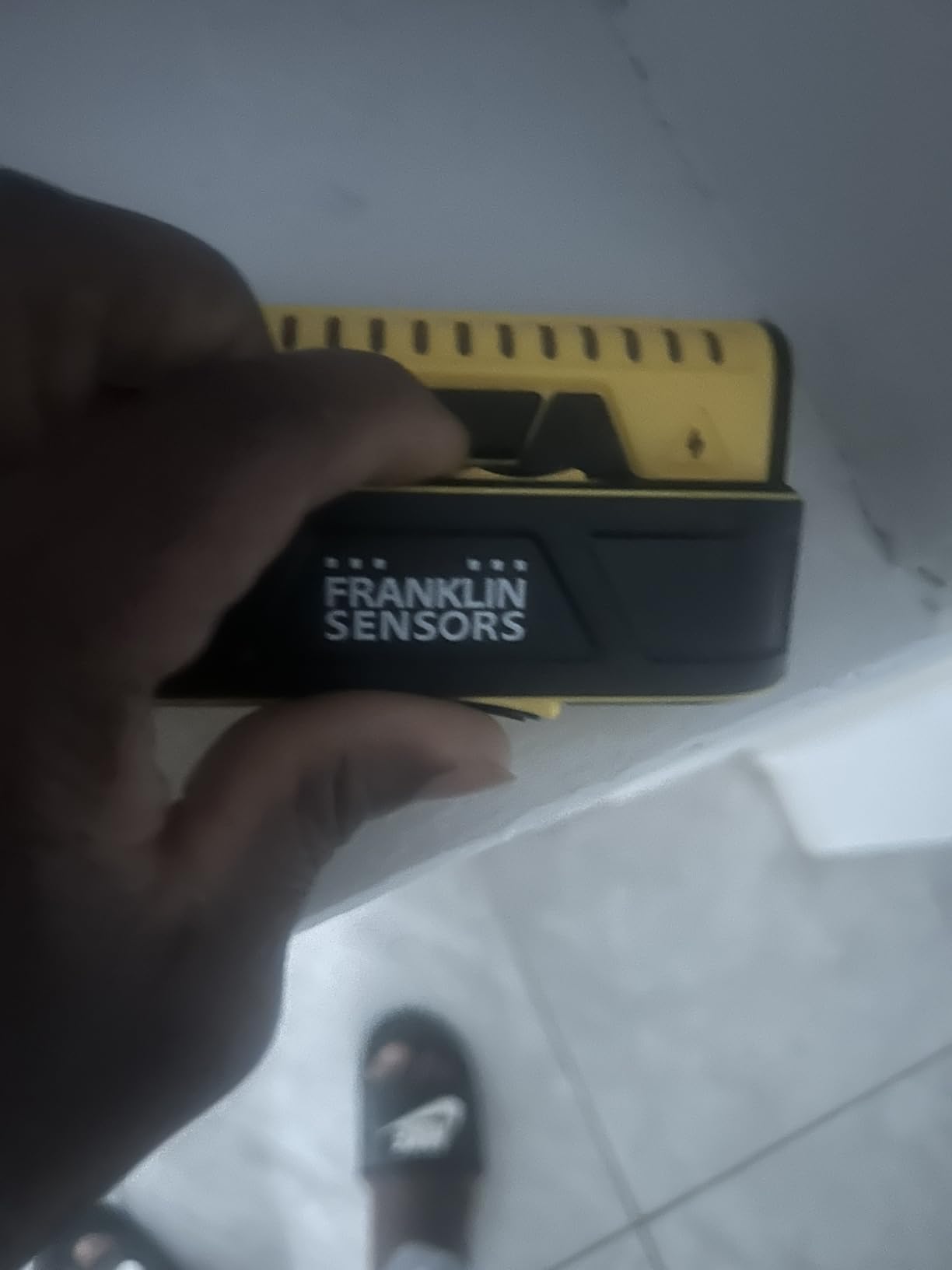 Franklin Sensors ProSensor M150/X990 Stud Finder with Live Wire Detection and 9-Sensors, Wood & Metal Stud Detector/Wall Scanner, Made in The USA customer photo 1