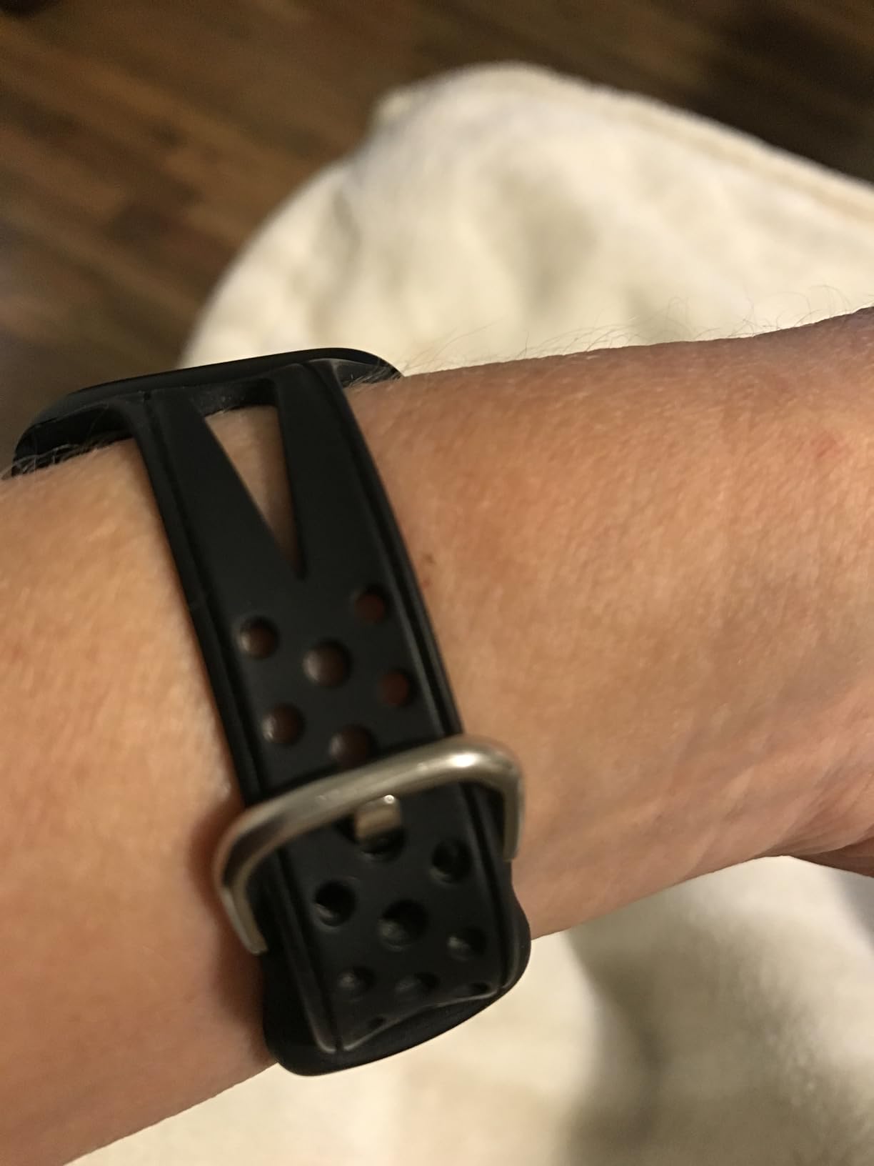 Getino Compatible with Apple Watch Bands 38mm 40mm 41mm 42mm 44mm 45mm 46mm 49mm for Women Men, Soft Durable Breathable Thin Slim Narrow Band for iWatch Series 11 10 9 8 7 6 5 4 3 2 1 Ultra SE customer photo 2