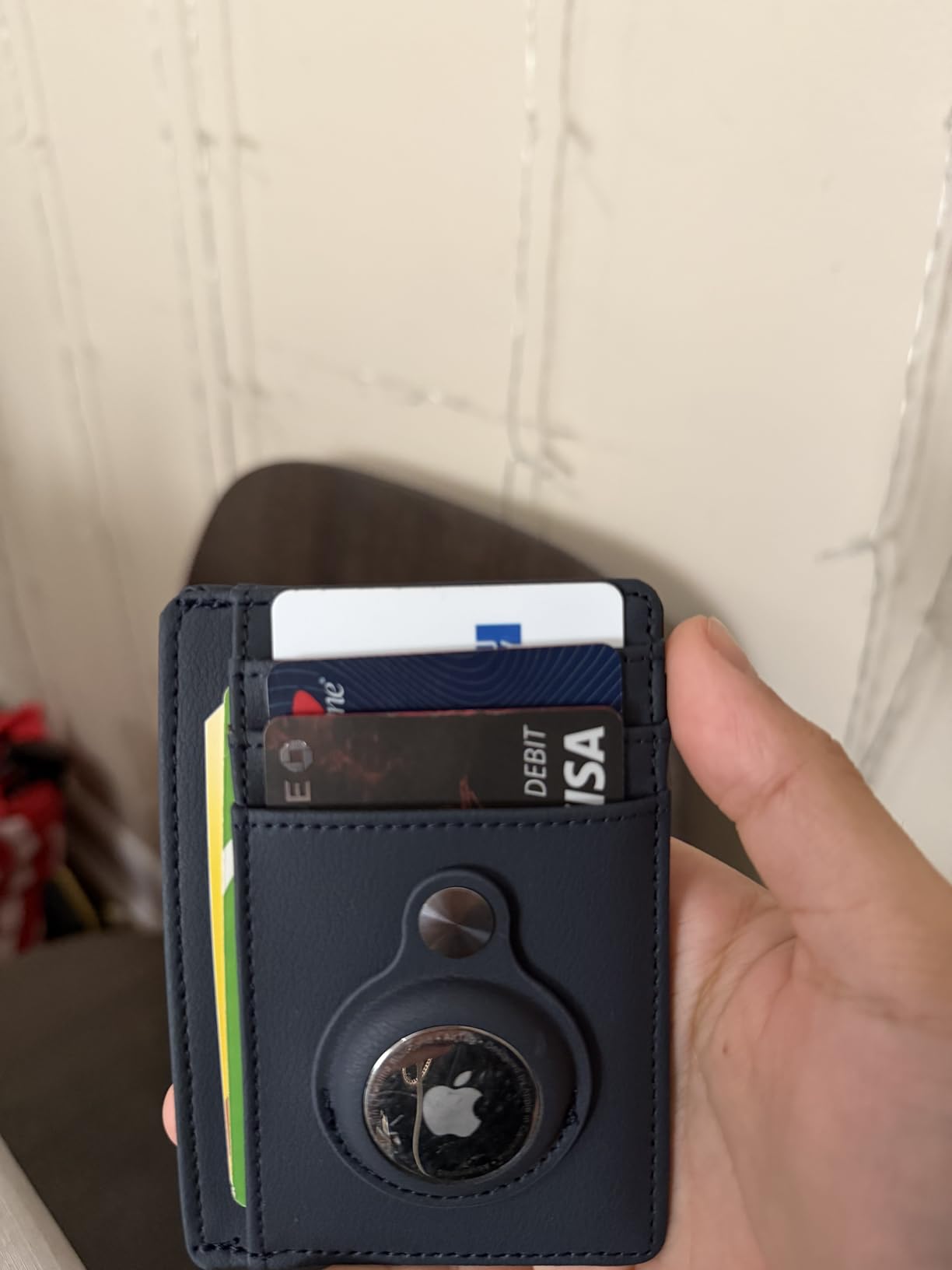 Hawanik Slim Minimalist Front Pocket Air Tag Wallet, RFID Blocking Card Holder Wallet with Airtag Holder customer photo 2