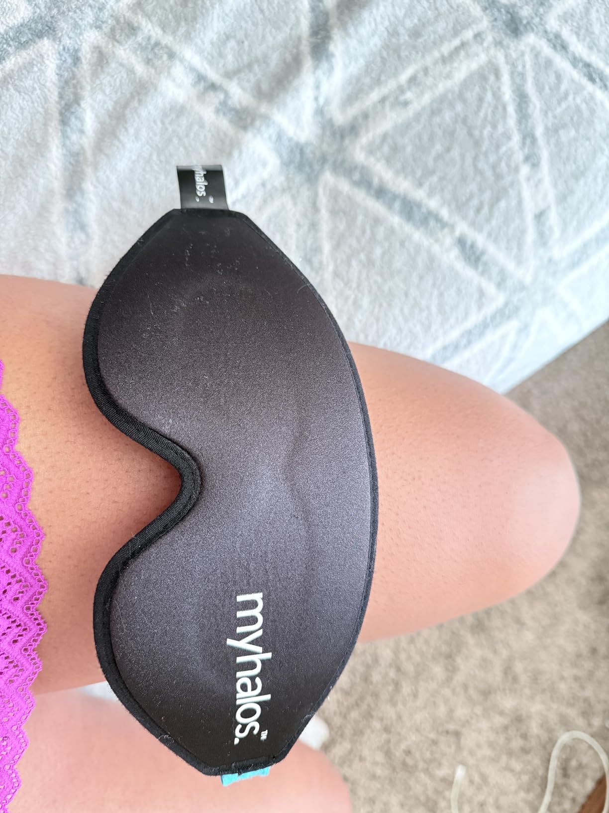 MyHalos Sleep Mask - 3D Blackout Eye Mask for Women & Men, Side Sleepers, Zero Pressure Memory Foam Eyelash Friendly, Breathable, Award-Winning Sleep Aid for Travel (Black) customer photo 1