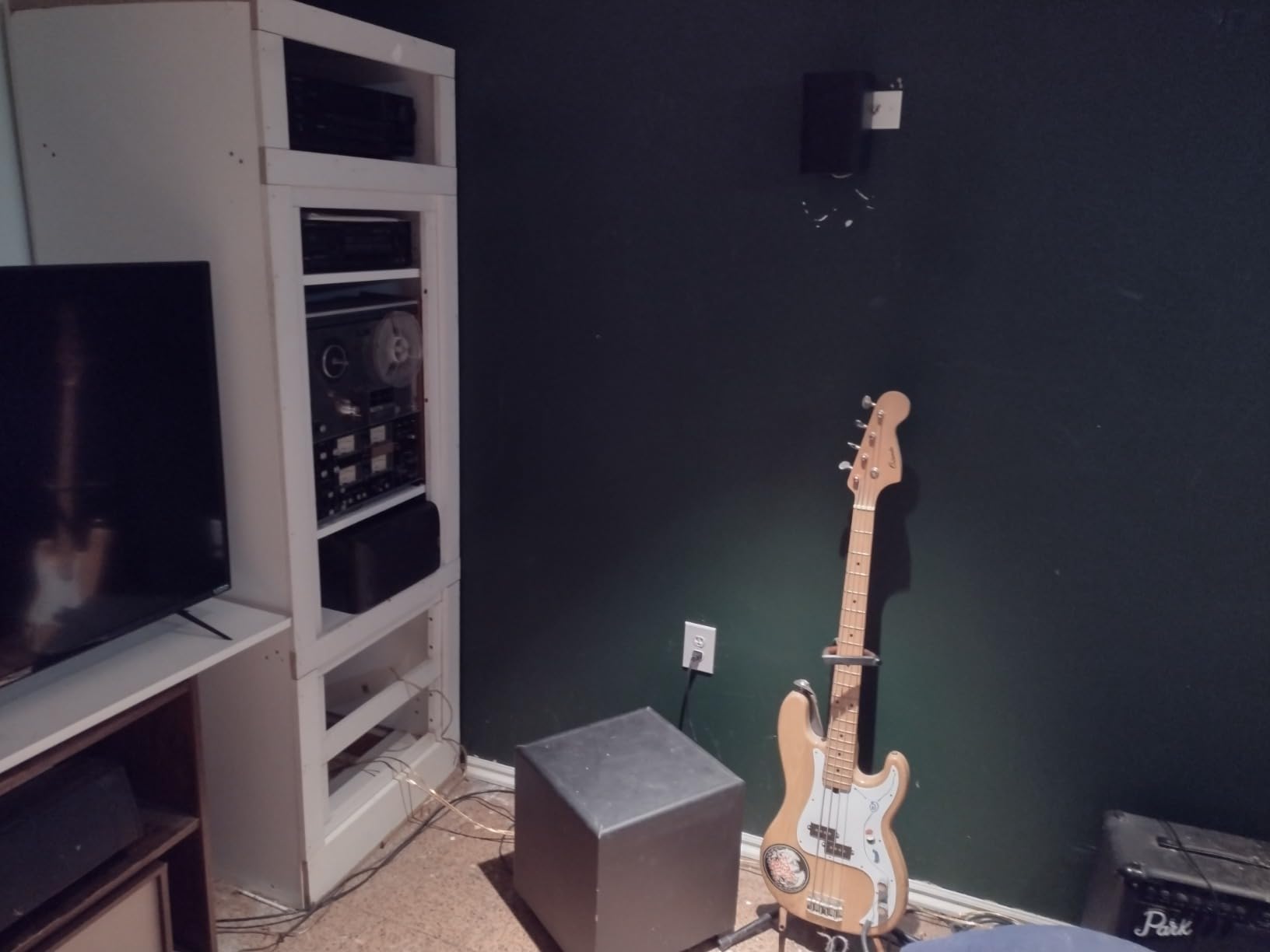 Onkyo TX-RZ50 9.2-Channel AV Receiver - 120 Watts Per Channel, Dirac Live Out of Box, Works with Sonos Certified, THX Certified and More customer photo 2