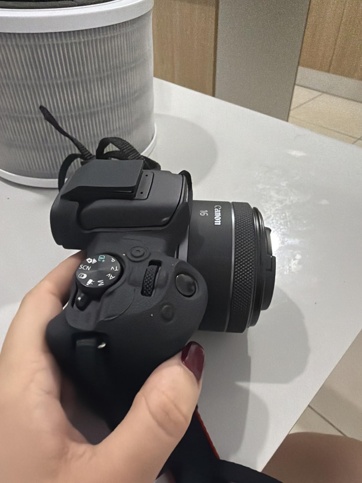 Canon RF16mm F2.8 STM Lens, Ultra Wide-Angle, Fixed Focal Length Prime Lens, Compatible with EOS R Series Mirrorless Cameras customer photo 1
