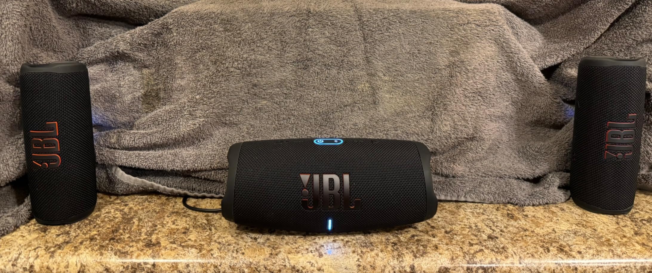 JBL Flip 6 Portable Bluetooth Speaker with Deep Bass customer photo 1