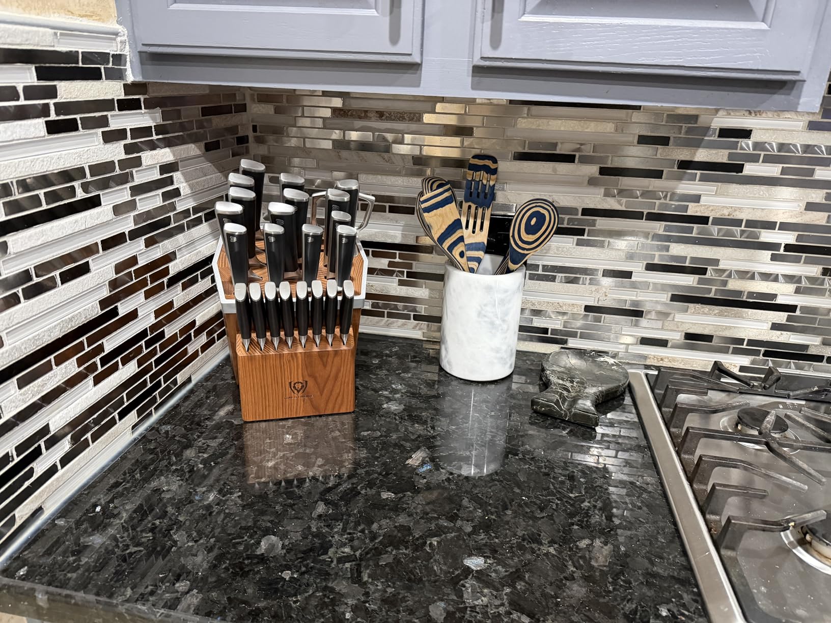 Dalstrong 24-Piece Knife Block Set - Forged German Steel (9-11° Hand-Sharpened Edge), Kiritsuke, Carving, Steak Knives - Vanquish Series For Serious Entertainers, Dinner Parties & Holiday Kitchens customer photo 1