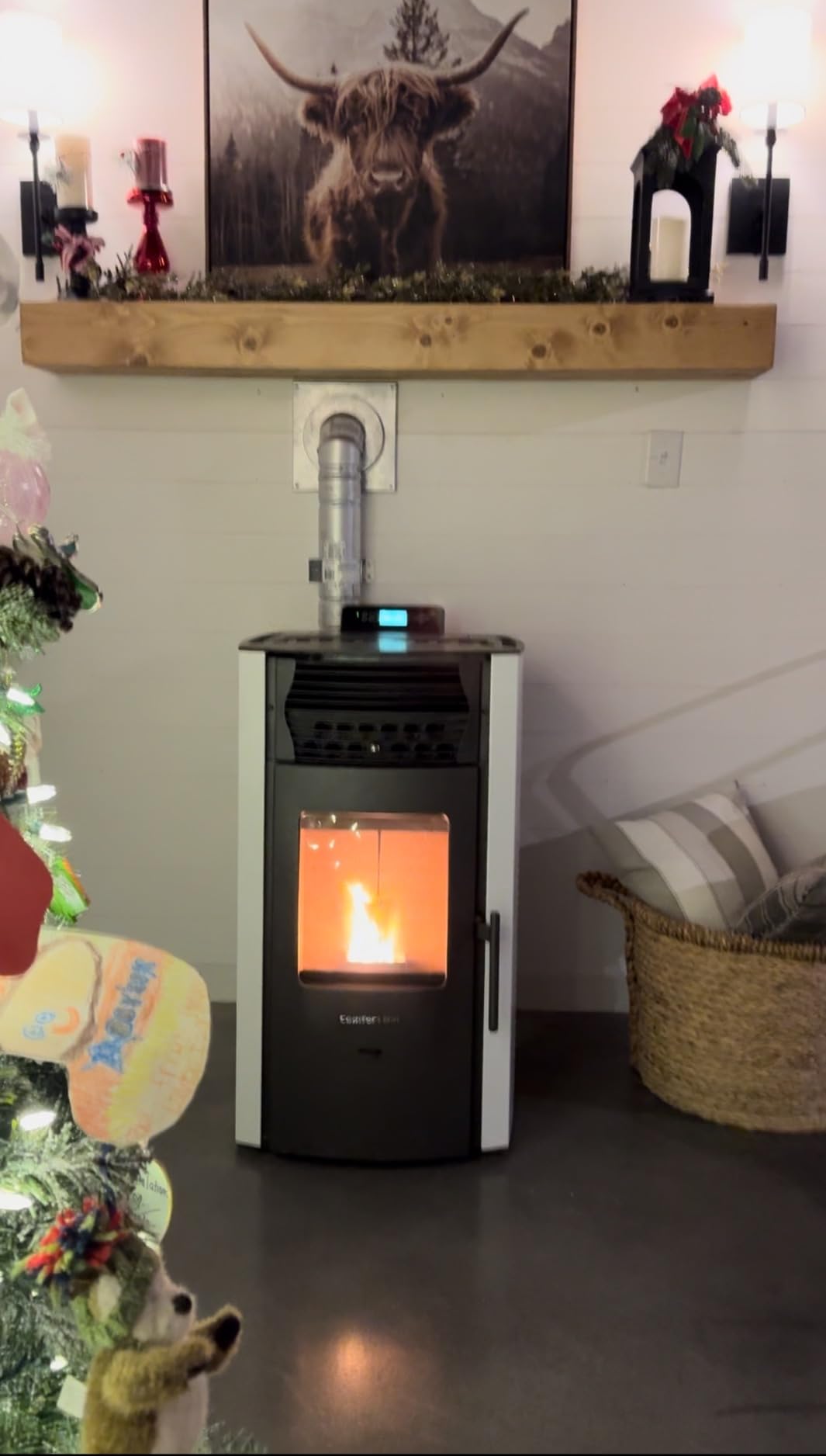 Comfortbilt HP50S Small Wood Pellet Stove Compact Heats 2,200 ft 47 lb Hopper Arctic White customer photo 4