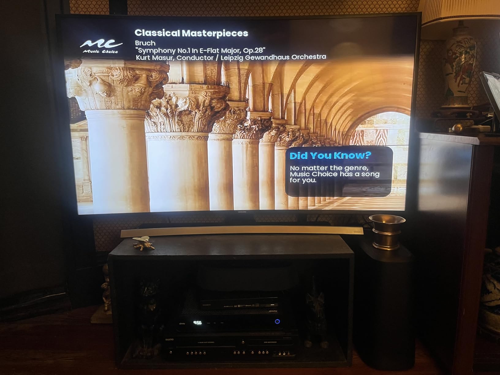 Polk MagniFi Mini AX Sound Bar for TV with Wireless Subwoofer, Dolby Atmos and DTS:X Certified, Polk's patented VoiceAdjust & SDA technologies, Ultra-Compact Design, Easy Setup, Black customer photo 1