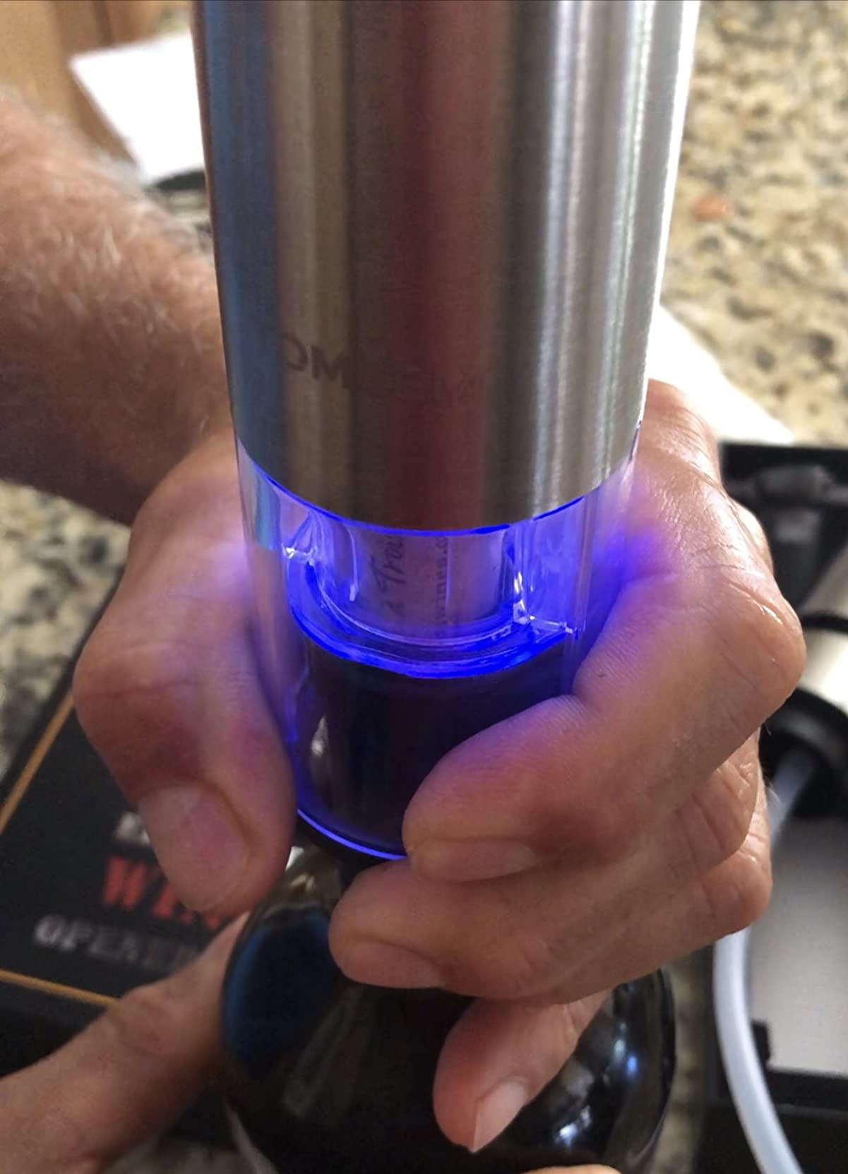 Rechargeable Electric Wine Gift Set - Aerator, Vacuum Stoppers, Foil Cutter and Bottle Opener customer photo 1