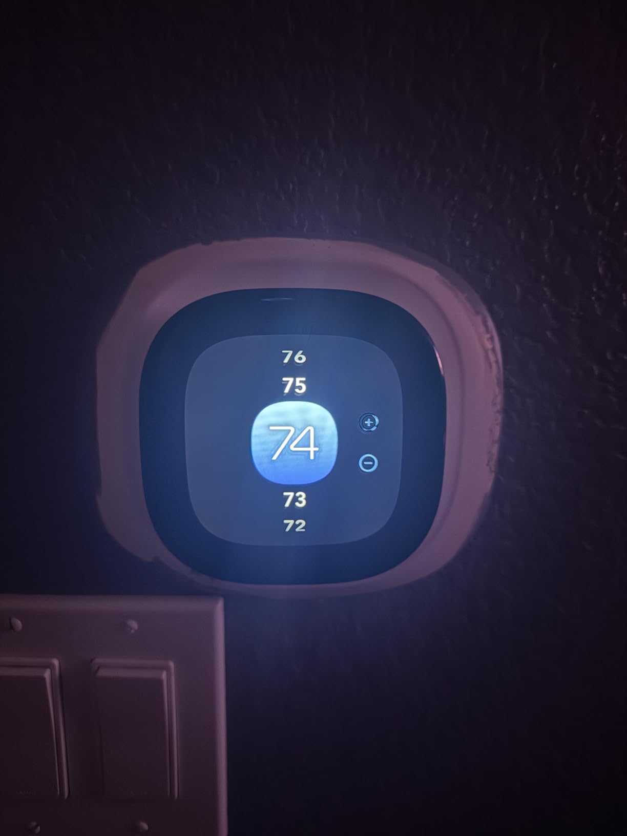 ecobee Smart Thermostat Enhanced - Programmable Wifi Thermostat - Works with Siri, Alexa, Google Assistant - Energy Star Certified customer photo 1