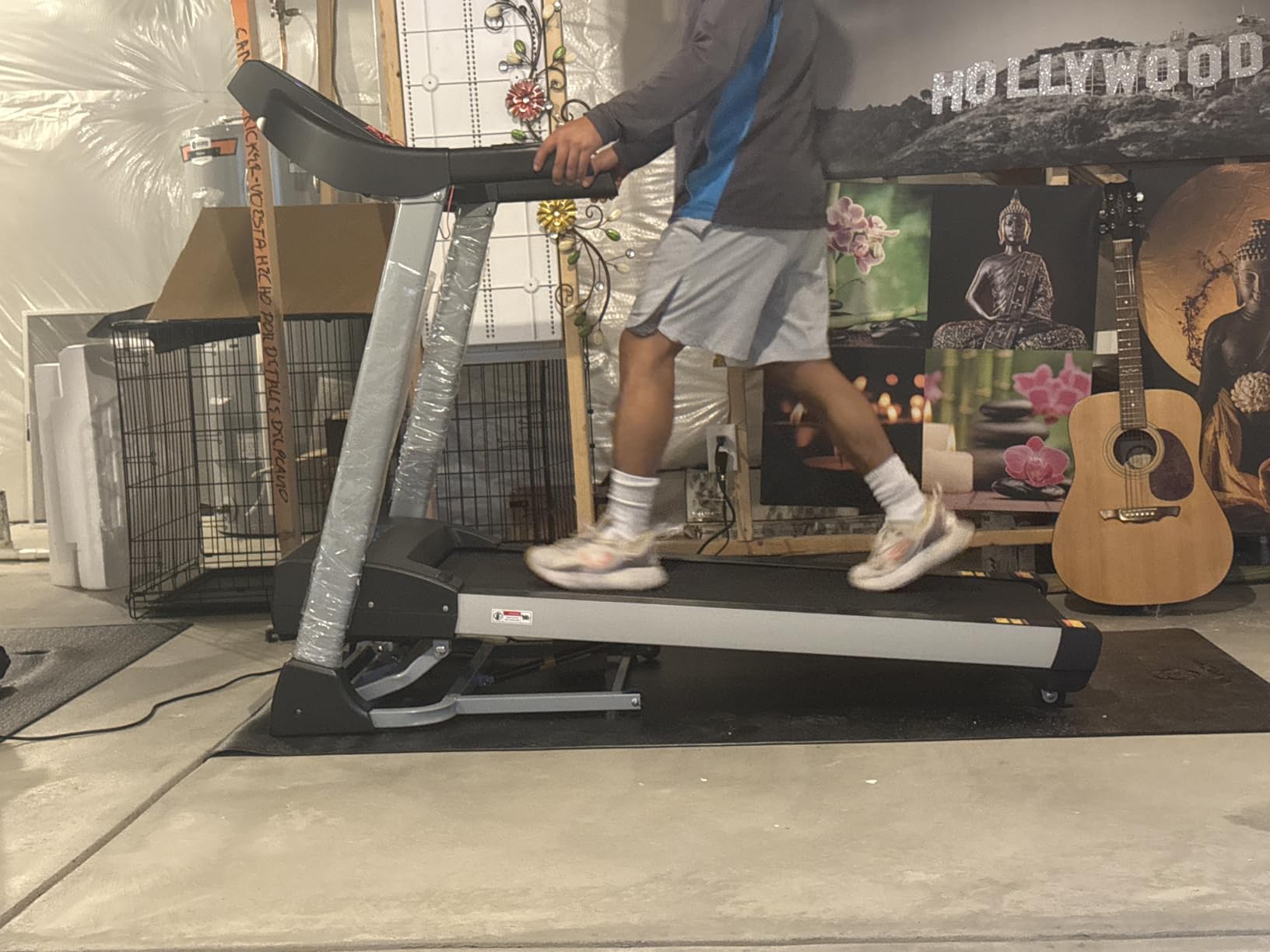 BORGUSI Treadmill with 15% Auto Incline - 350 LBS Capacity, 3.5HP Electric Folding Treadmill Up to 10MPH Speed, Running Machine with 20