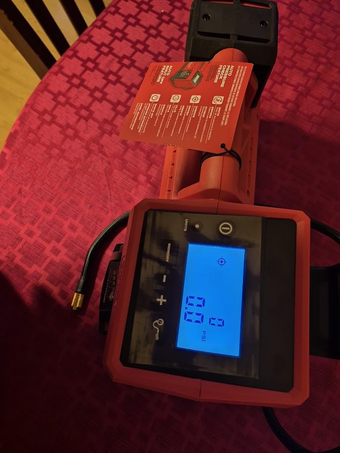 Milwaukee M18 Inflator 2848-20 customer photo 2