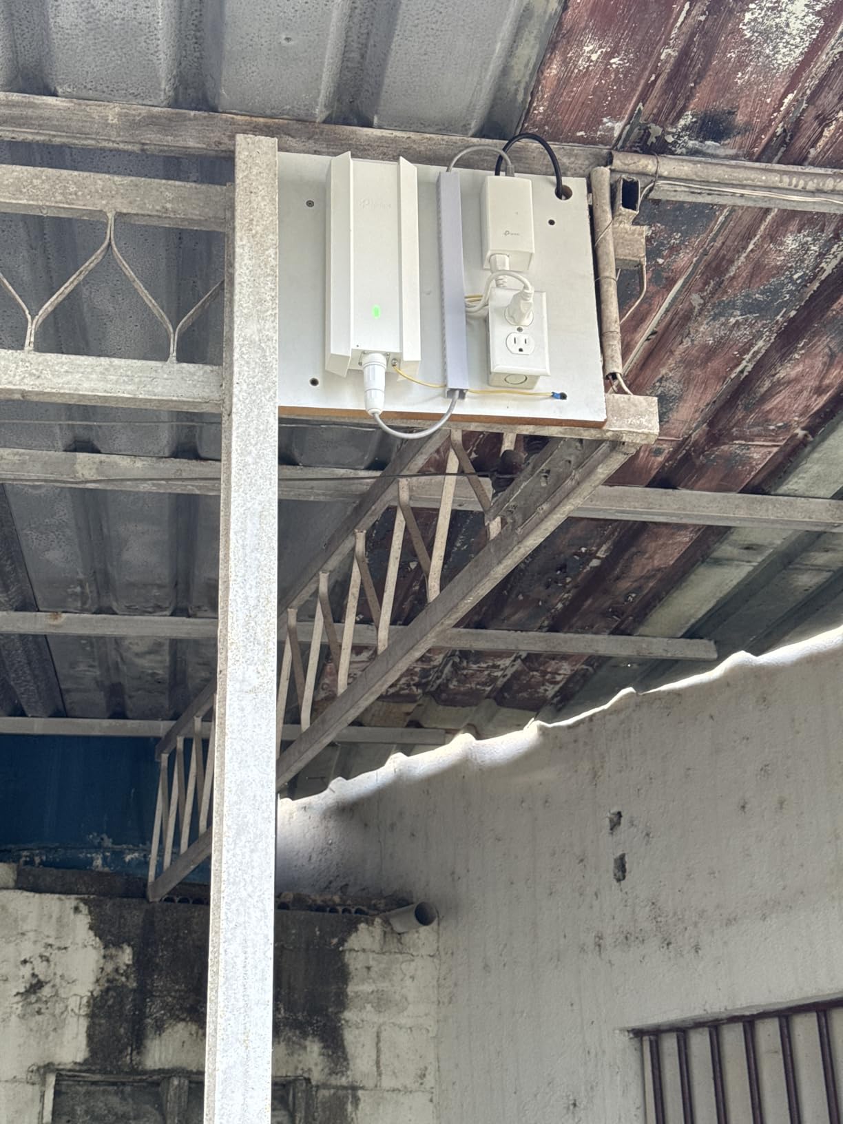 TP-Link Omada Long Range Outdoor Access Point | WiFi Extender Outdoor Universal Compatible | WiFi 6 AX1800 Dual Band | IP68 Weatherproof | Seamless Roaming | Omada Remote Managed (EAP610-Outdoor) customer photo 1