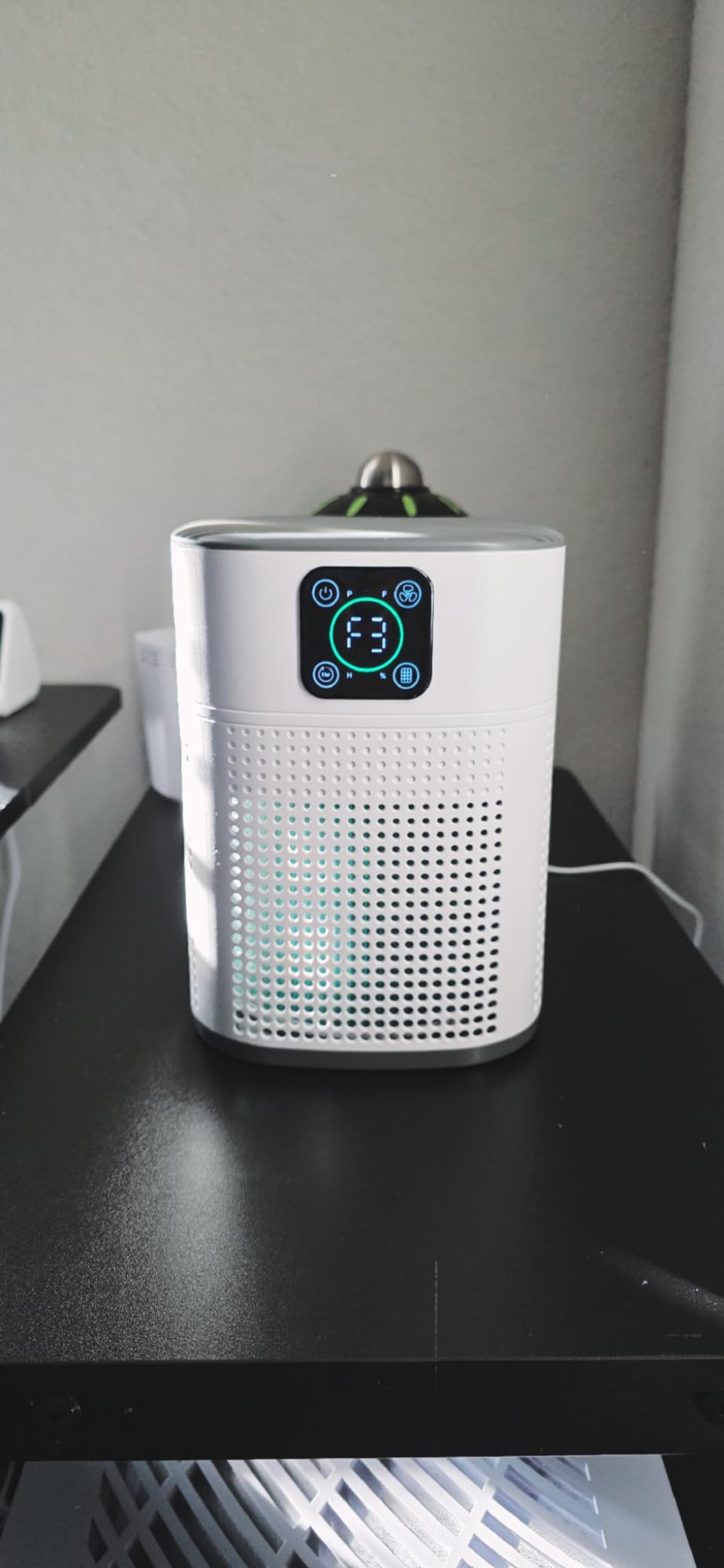 Honeyuan H13 HEPA Air Purifier for Home Large Room 1095 sqft, 360°Air Intake, 3 Fan Speeds, 3-Stage Filtration, White customer photo 2