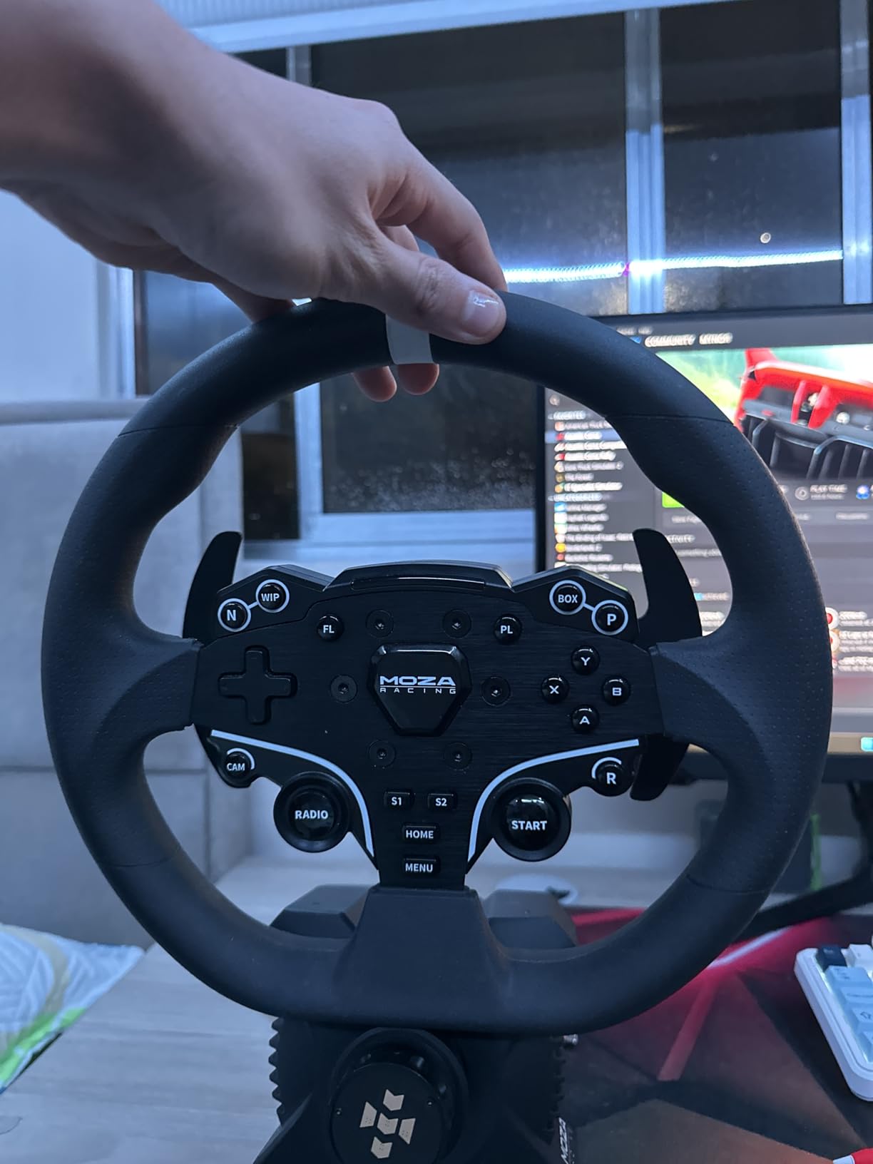 MOZA R3 Racing Wheel and Pedals Bundle for PC, 3.9Nm Direct Drive WheelBase, 11-inch ES Lite Steering Wheel, Pedals and Desk Clamp High-Performance Game Racing Simulator for PC User customer photo 2