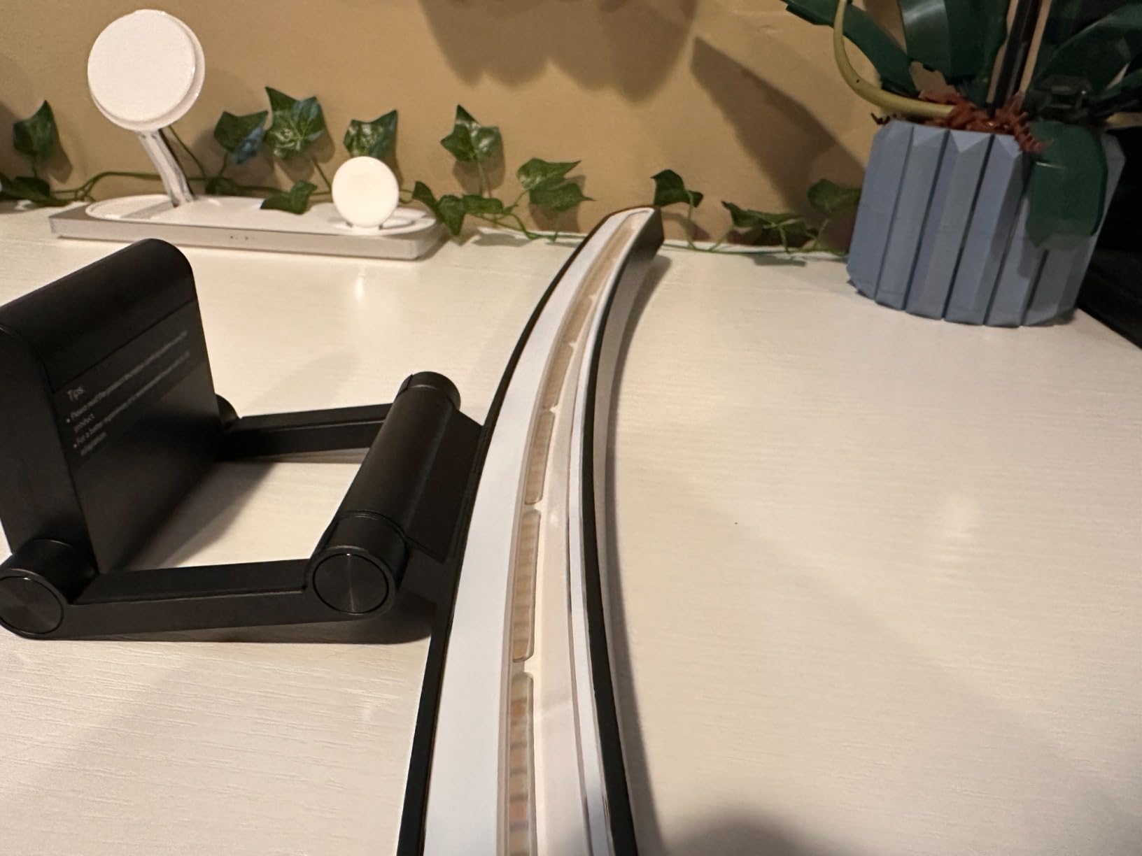 ONWAY Curved Monitor Light Bar with Wireless Remote,Monitor Auto-Dimming and Camera Base,Applicable to All Screens. No Screen Glare,for Home Office customer photo 1