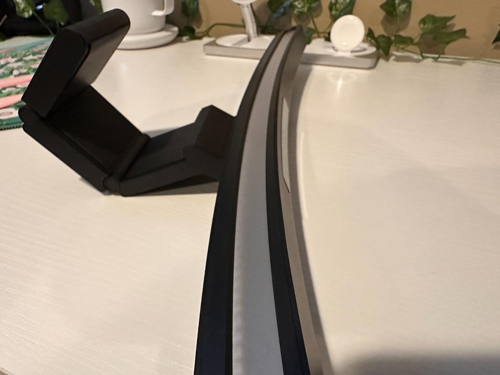ONWAY Curved Monitor Light Bar with Wireless Remote,Monitor Auto-Dimming and Camera Base,Applicable to All Screens. No Screen Glare,for Home Office customer photo 2