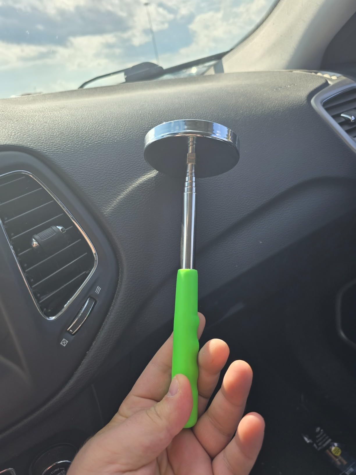 Grip Telescopic Magnetic Floor Sweeper Pickup Tool - 35 lb Capacity - Screws, Nails, Metal Shavings - Extends from 8