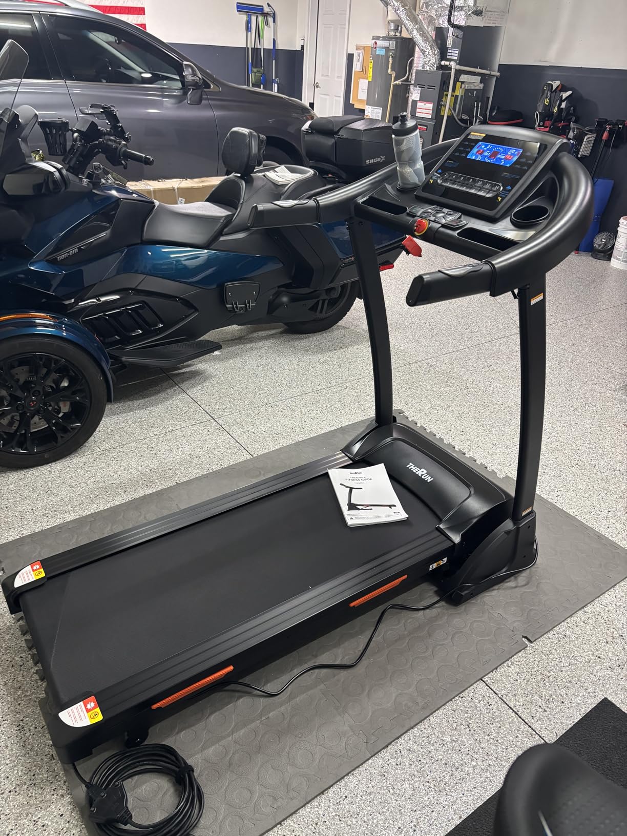 THERUN Incline Treadmill, Treadmills for Running and Walking, 300 lbs Weight Capacity Folding Treadmill with 0-15% Auto Incline, Wide Belt, 3.5 HP, App, Heart Rate customer photo 1