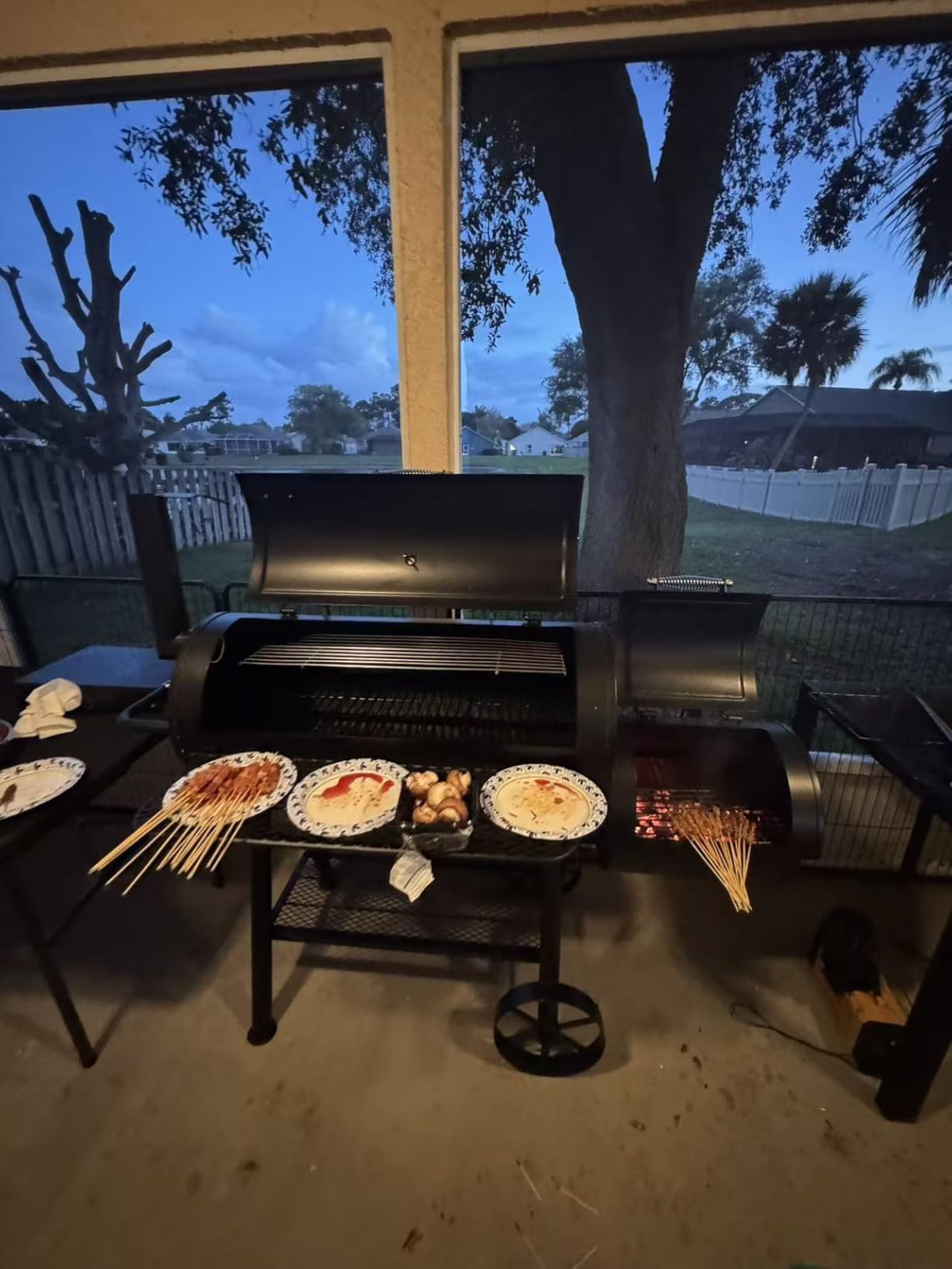 Sophia & William Heavy-Duty Charcoal Outdoor Smoker Grills, Extra Large Offset Smoker (941 SQ.IN. Cooking Area) customer photo 2