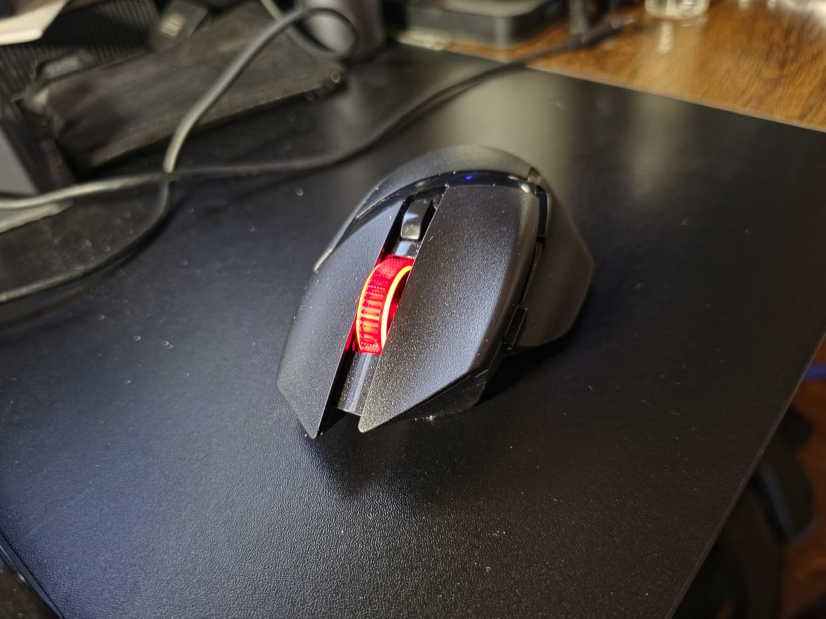 Razer Basilisk V3 X HyperSpeed Customizable Wireless Gaming Mouse: Mechanical Switches Gen-2-5G Advanced 18K Optical Sensor - Chroma RGB - 9 Programmable Controls - 285 Hr Battery - Classic Black customer photo 1