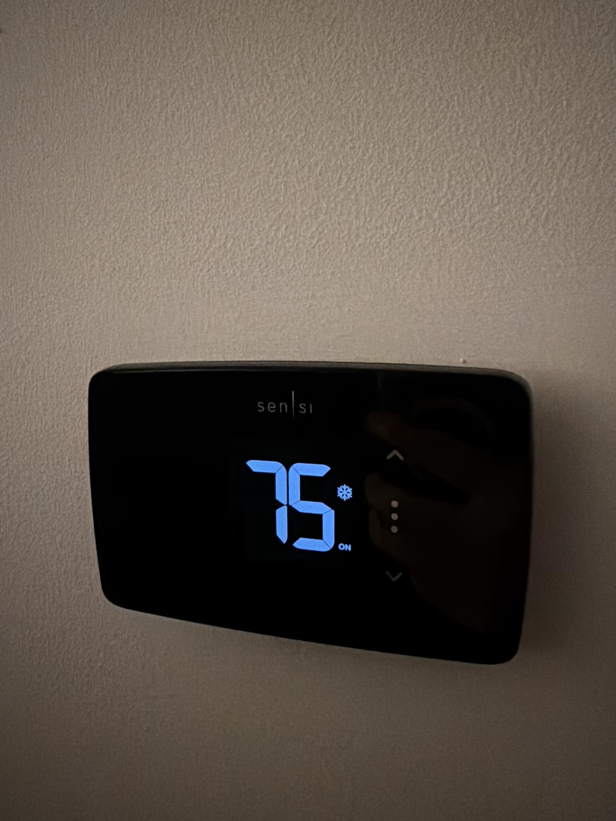 Sensi Lite Smart Thermostat, Programmable, WiFi, Easy DIY, Works With Alexa, ENERGY STAR Certified, ST25, Most Systems C-Wire Not Required, C-Wire needed with Heat/Cool Only & Heat Pump System - Black customer photo 1