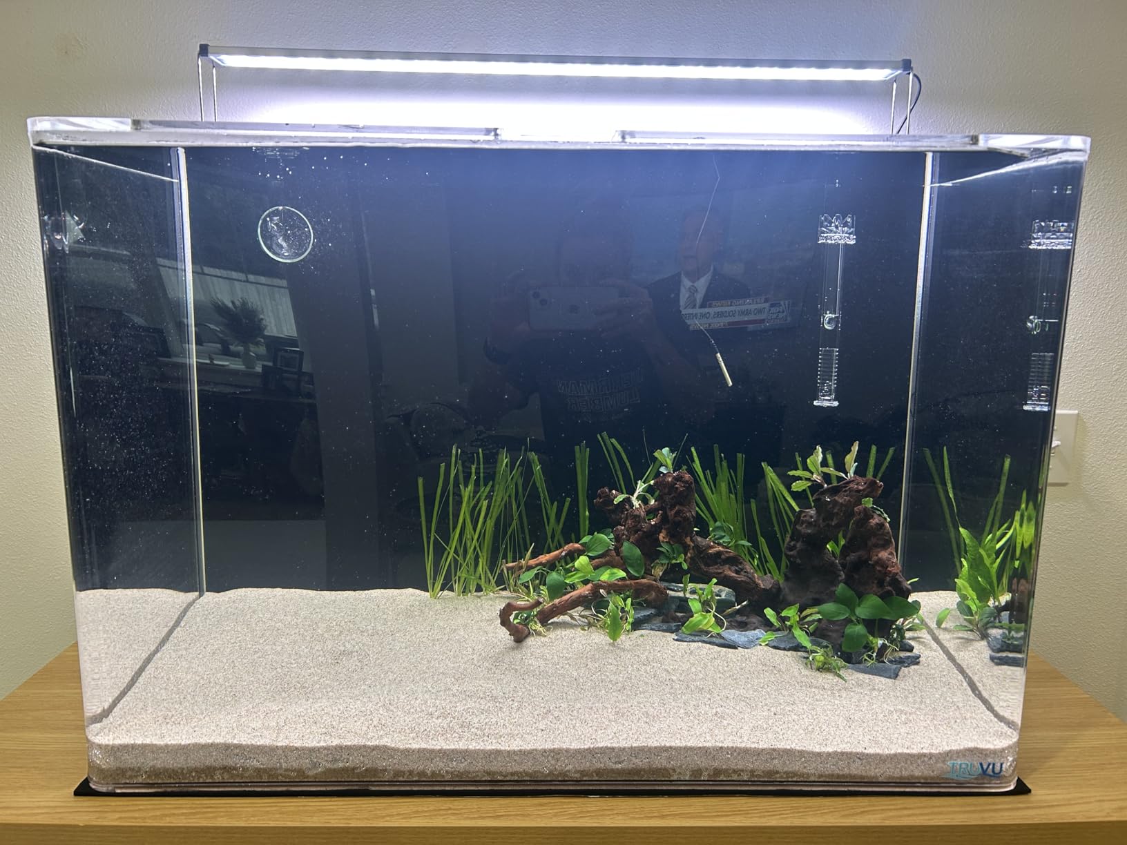Chihiros B Series - Full Spectrum Dimmable Freshwater Aquarium LED Light, App Controlled for Planted Tank Aquascaping - Fits 60-80CM - B60 customer photo 1