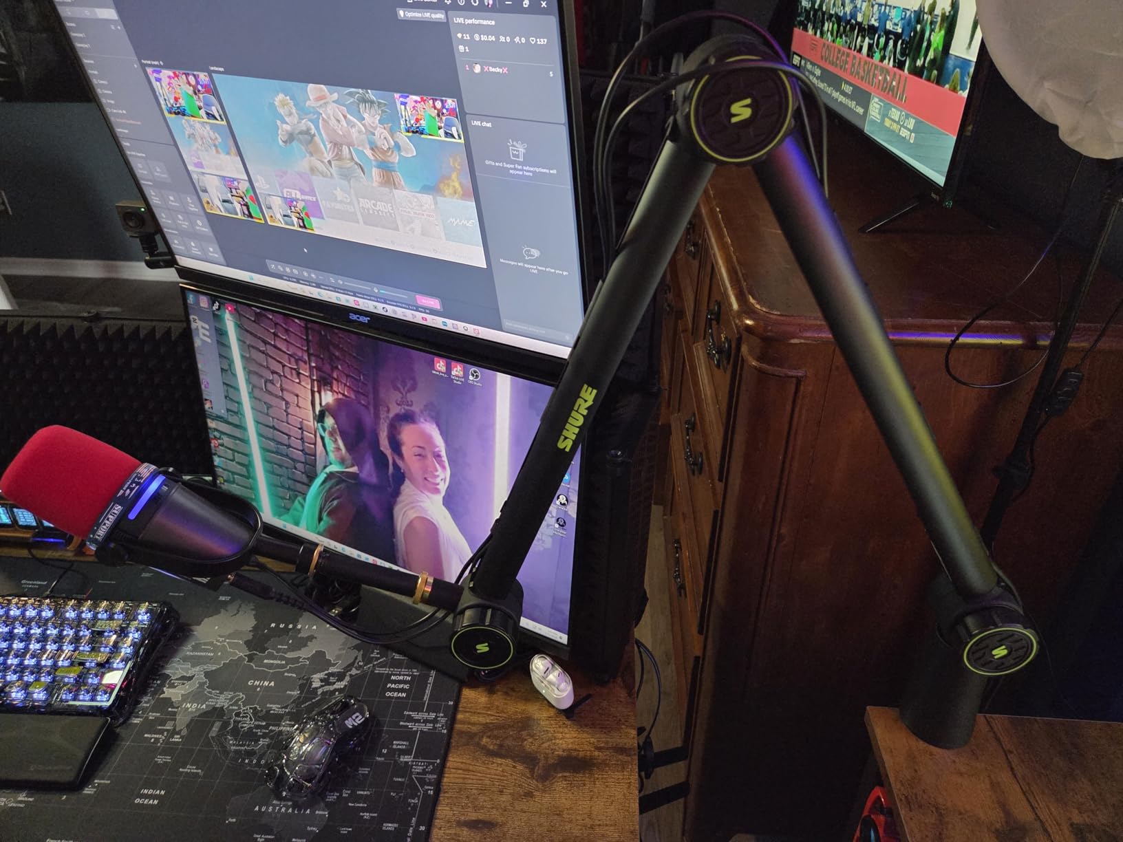 Shure by Gator Deluxe Articulating Desktop Podcasting Mic Boom Arm with Cable Management Channel; (SH-BROADCAST1) customer photo 2